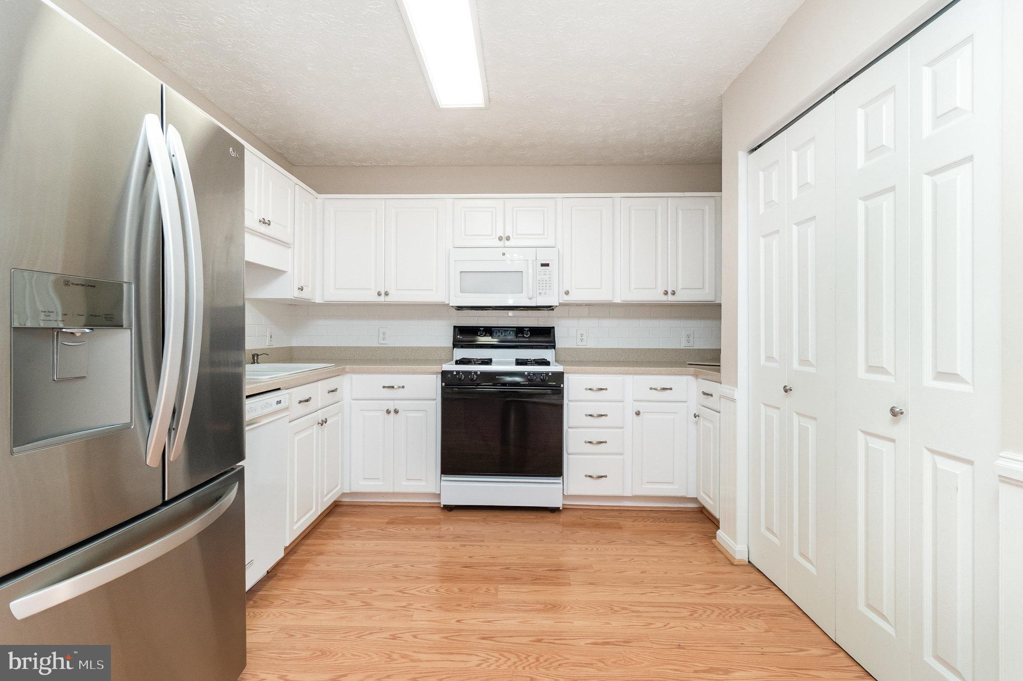 CONSTANT WOODS - Residential