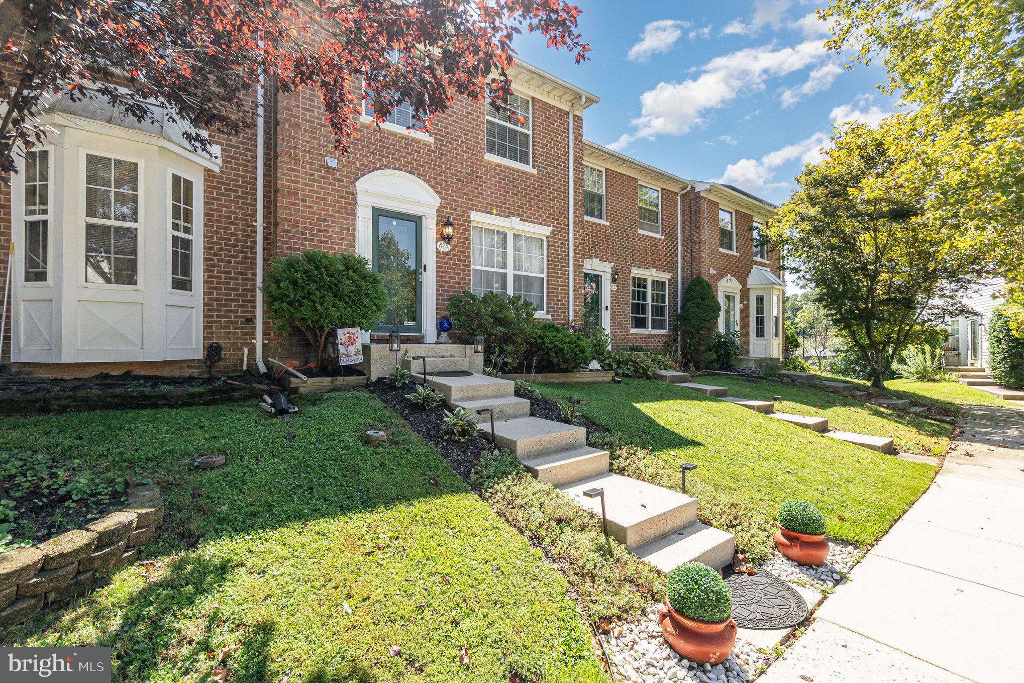 625 NORTH BRANCH COURT