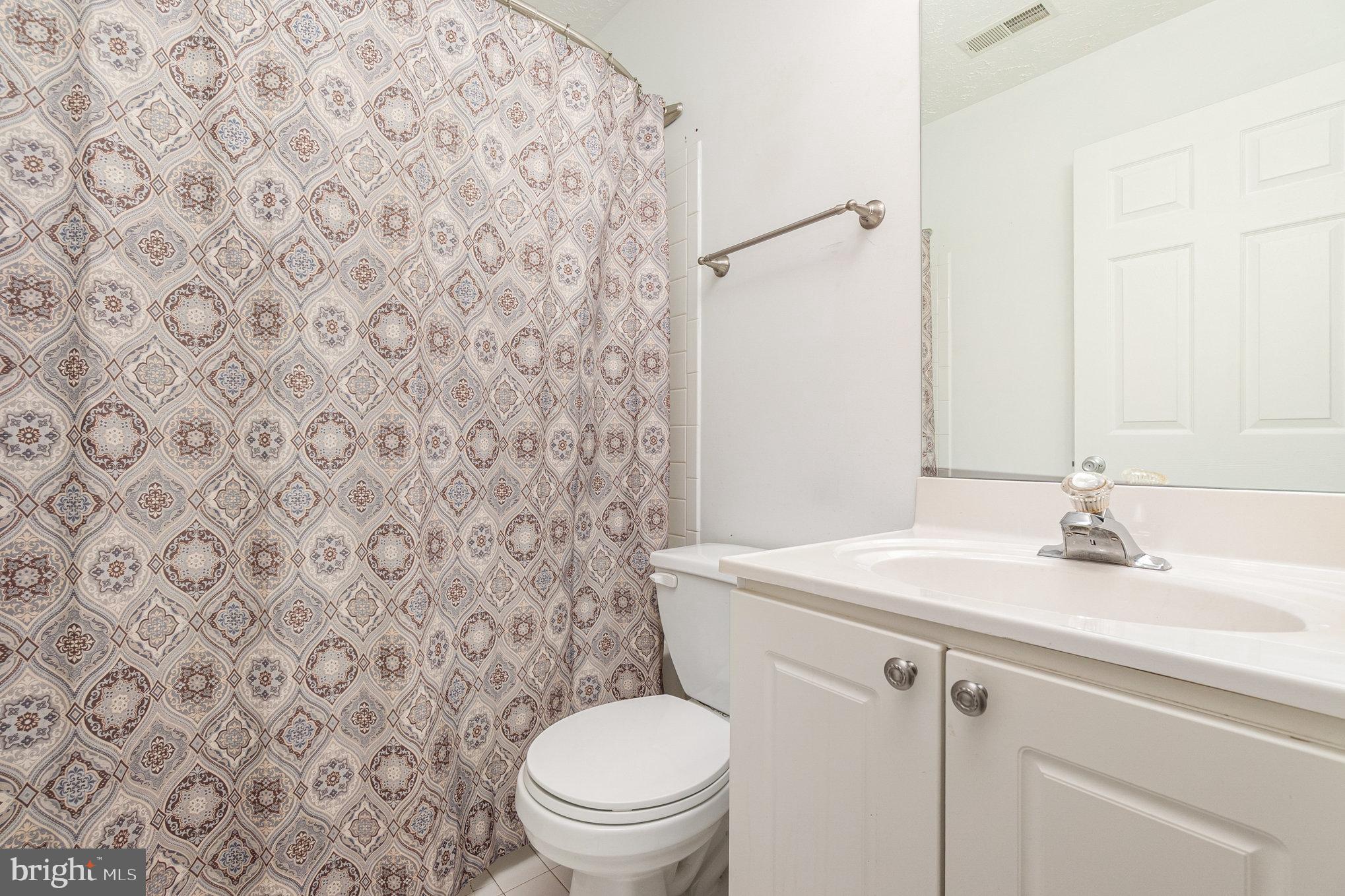 CONSTANT WOODS - Residential