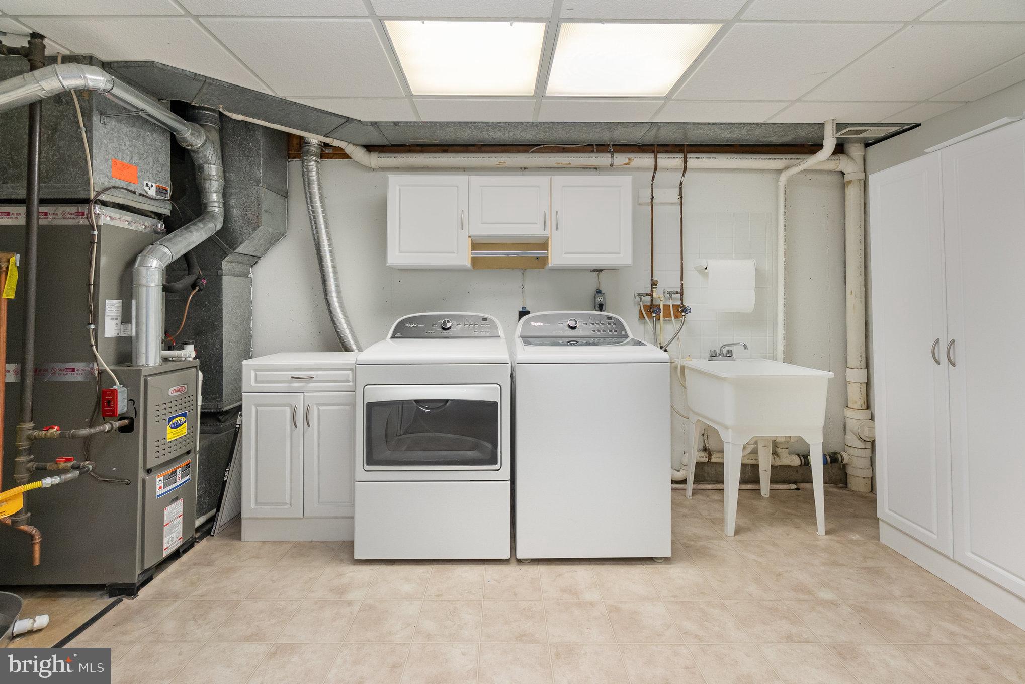 CONSTANT WOODS - Residential