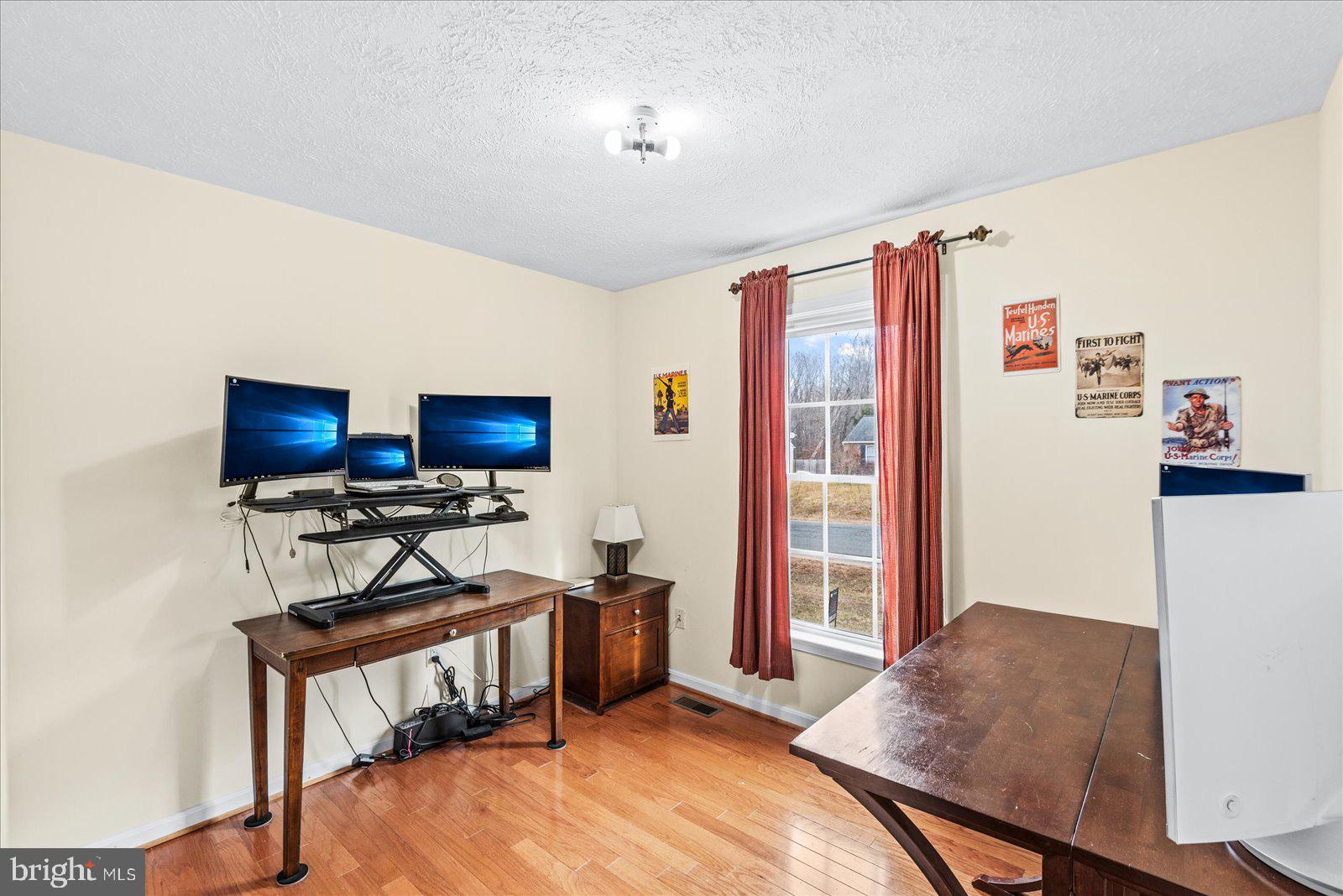 FALCON RIDGE - Residential