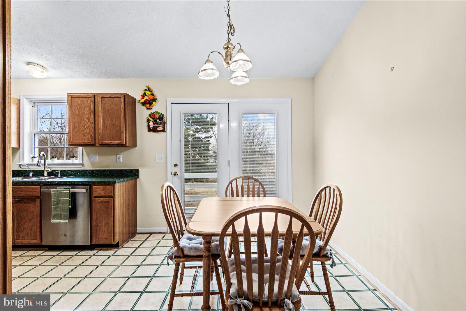 FALCON RIDGE - Residential