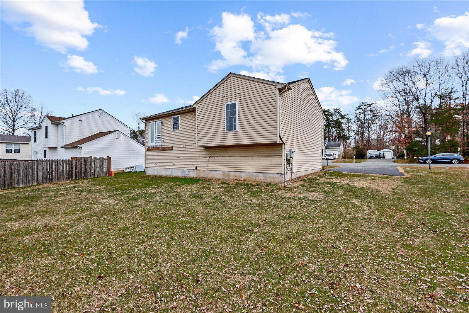 FALCON RIDGE - Residential