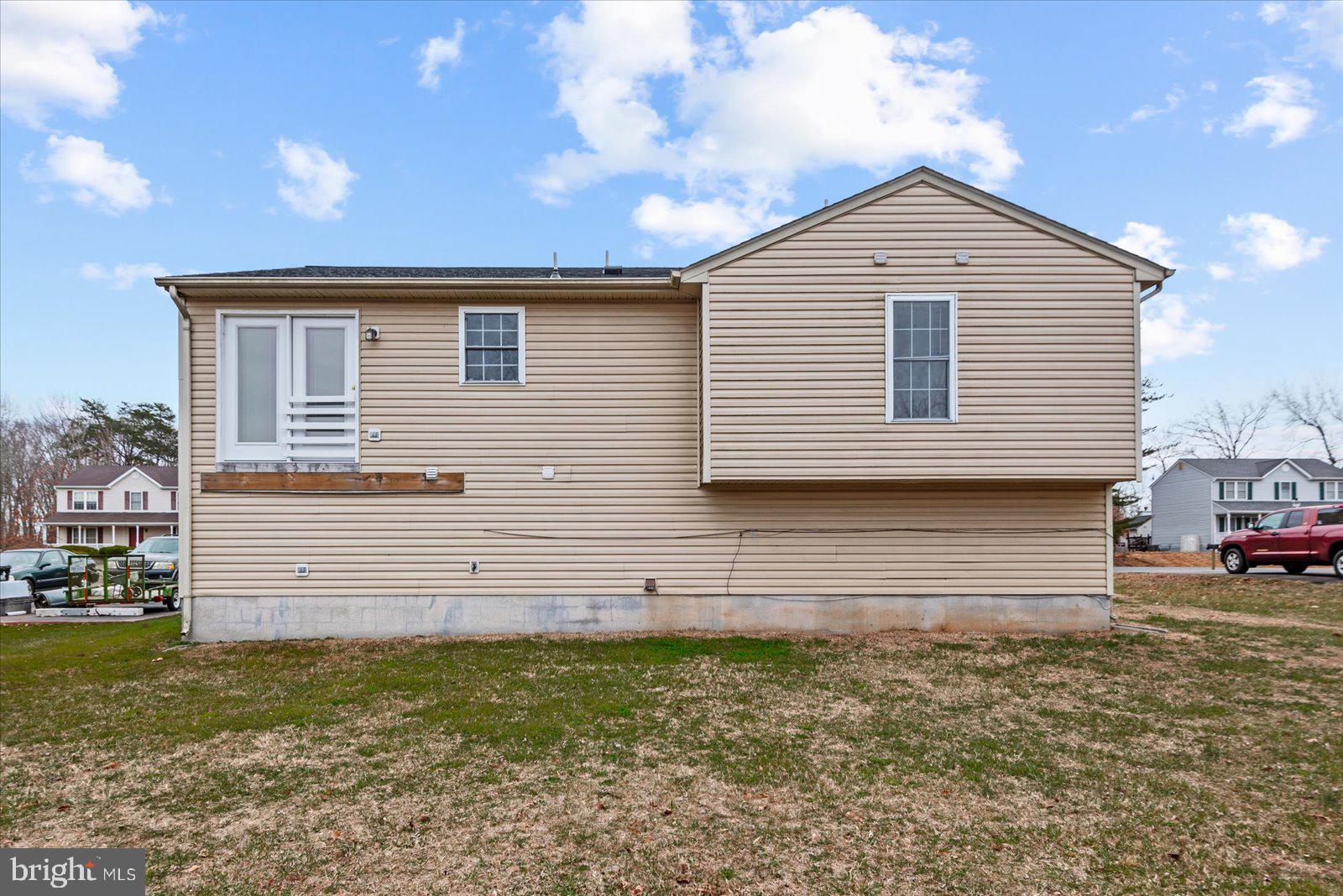 FALCON RIDGE - Residential