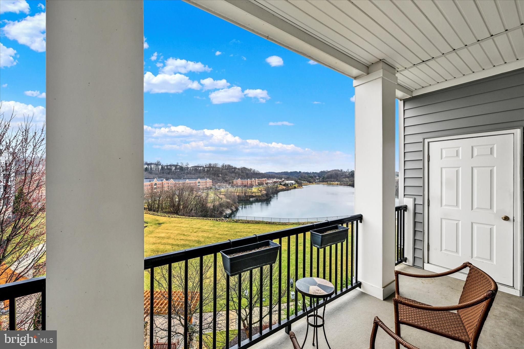 THE BLUFFS AT QUARRY LAKE - Residential