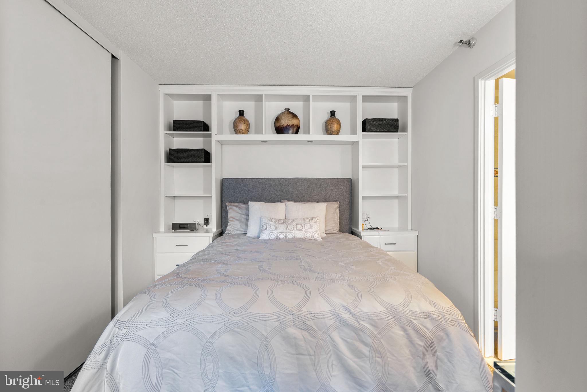 ALTA VISTA CONDO - Residential Lease