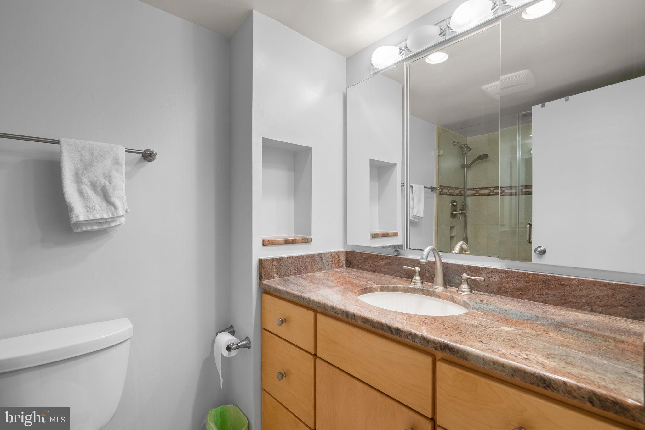 ALTA VISTA CONDO - Residential Lease