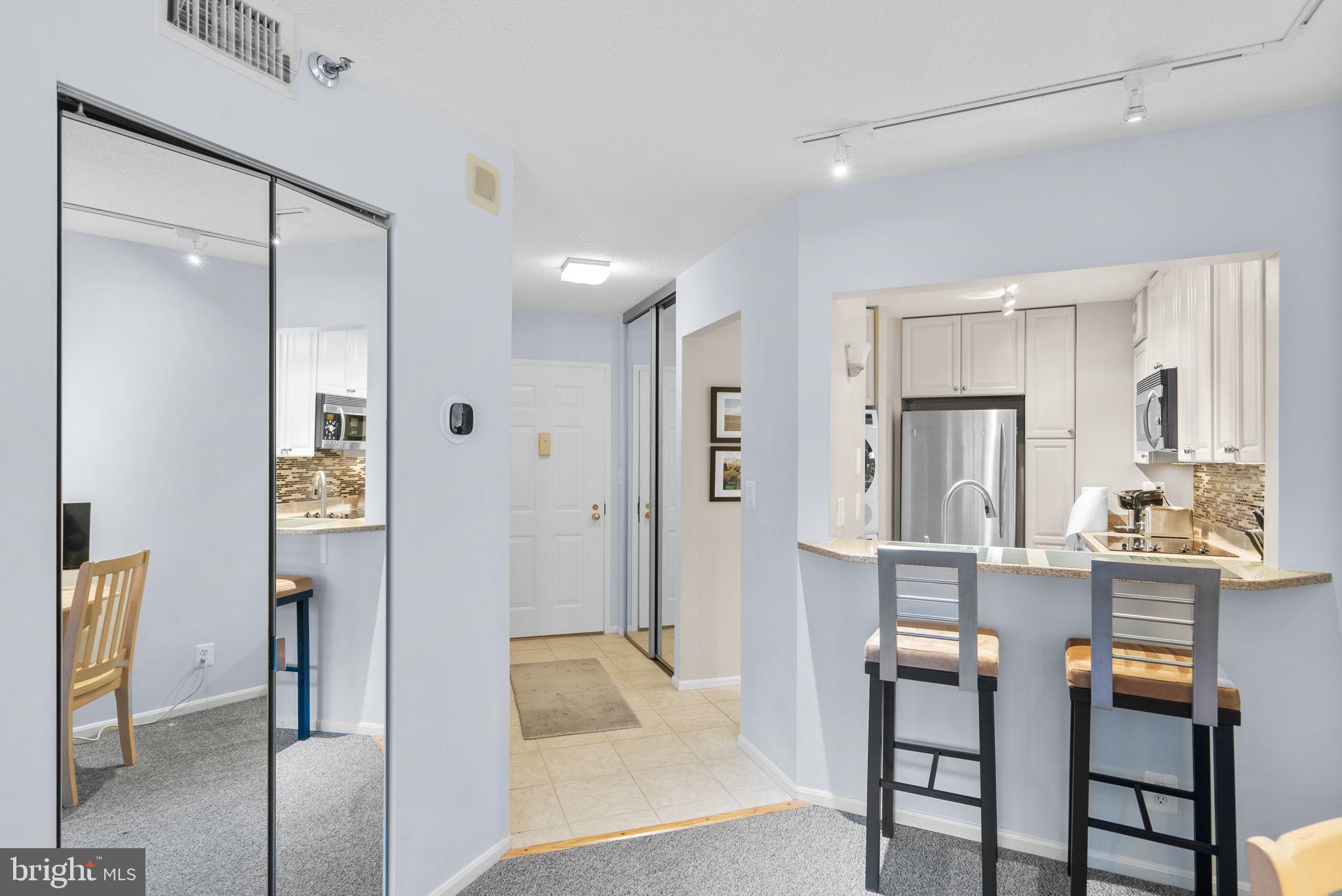 ALTA VISTA CONDO - Residential Lease