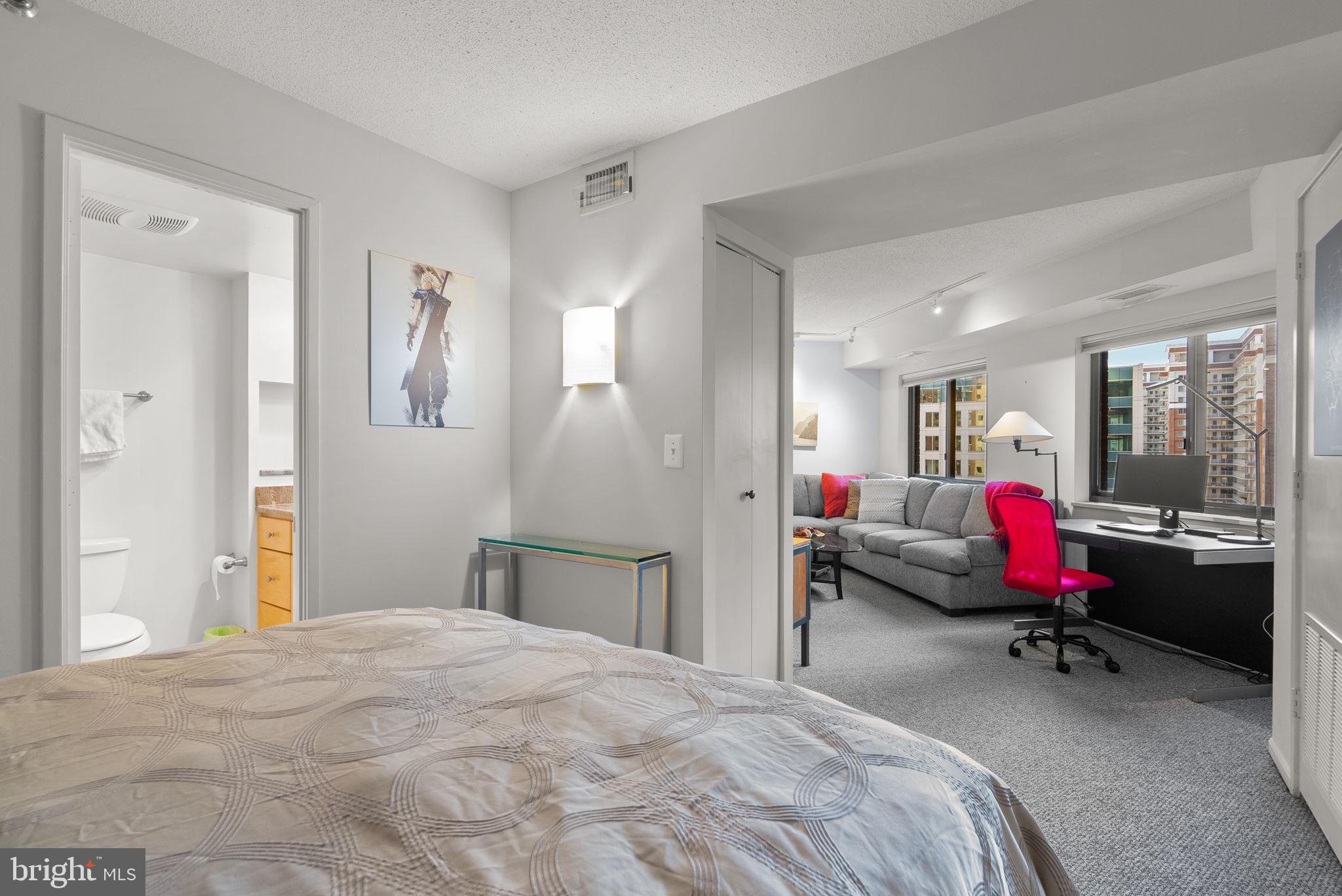 ALTA VISTA CONDO - Residential Lease