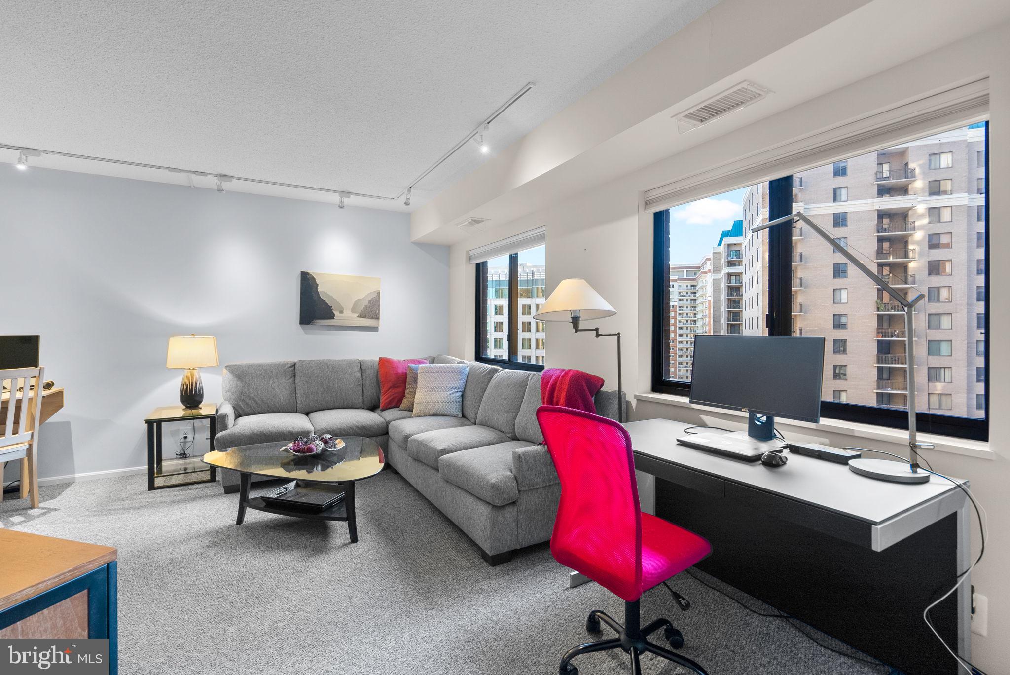 ALTA VISTA CONDO - Residential Lease