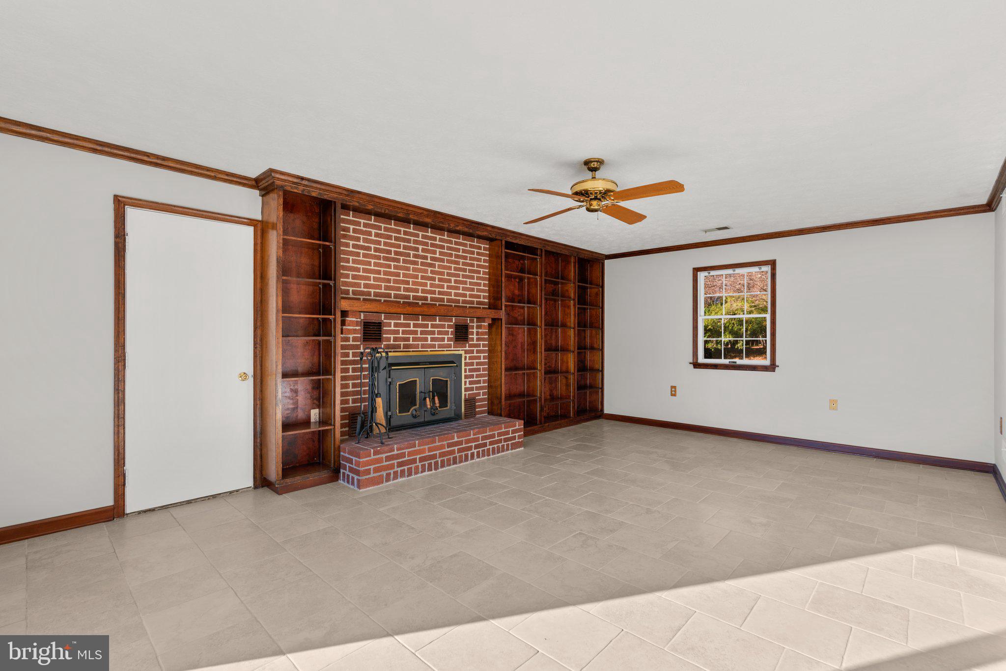 KALMIA FARMS - Residential