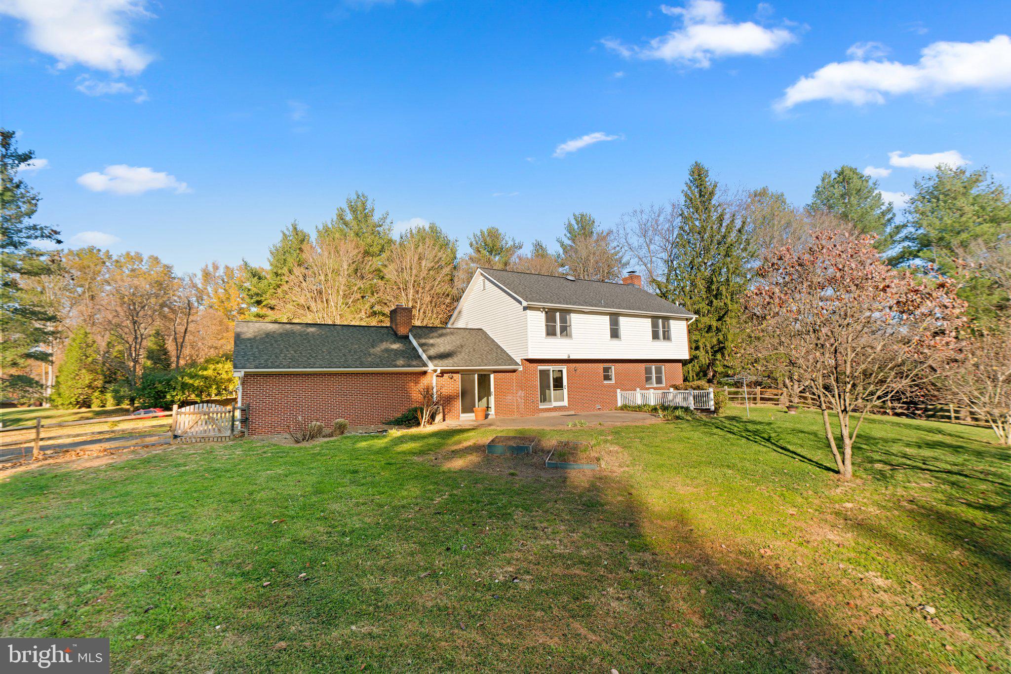 KALMIA FARMS - Residential