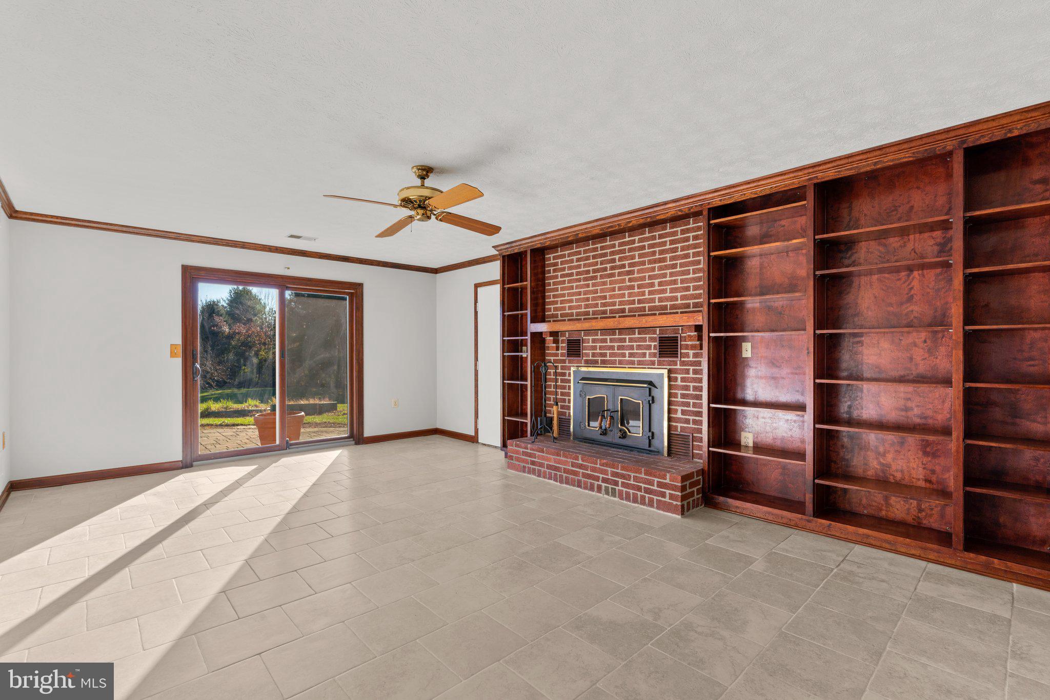 KALMIA FARMS - Residential