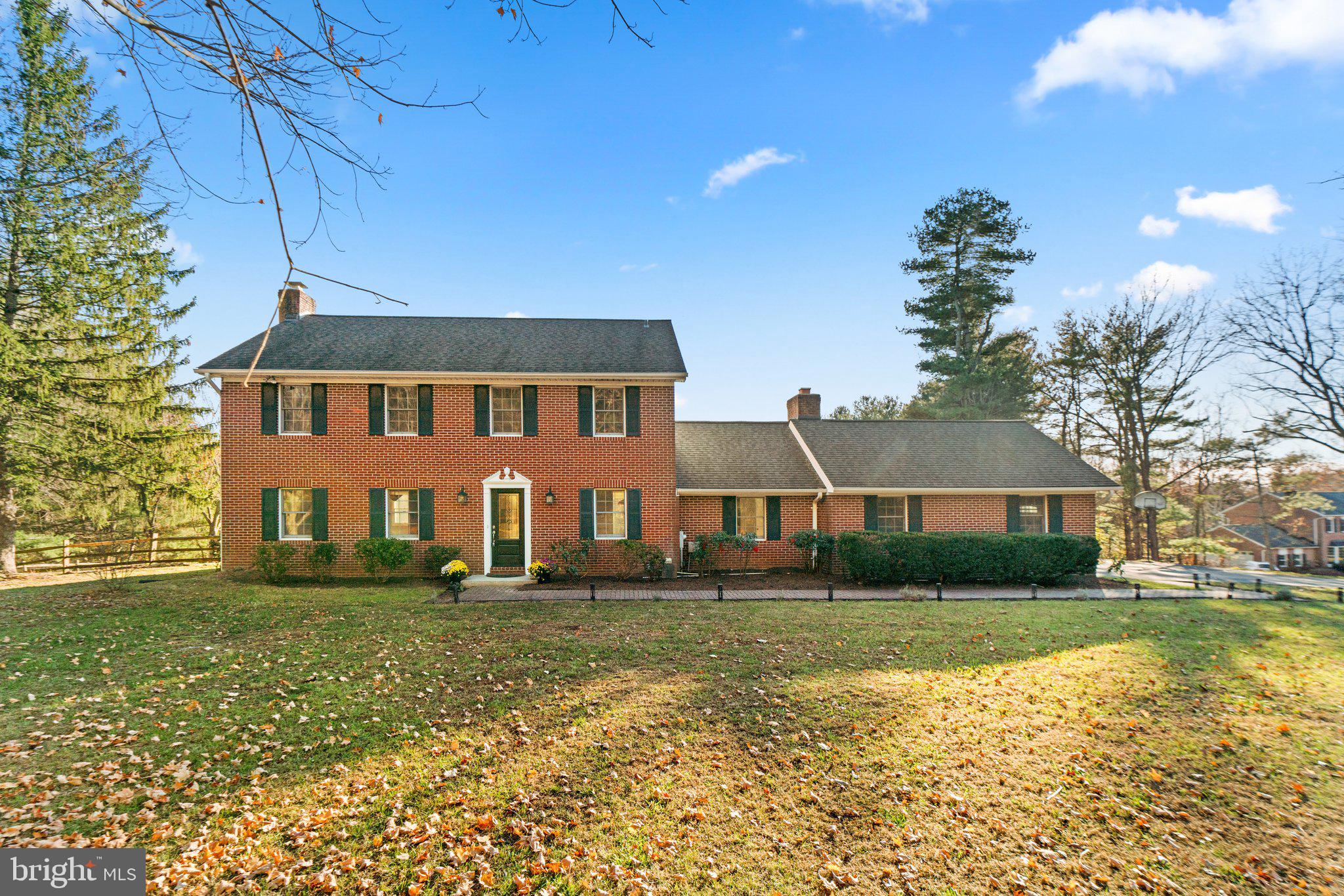 KALMIA FARMS - Residential