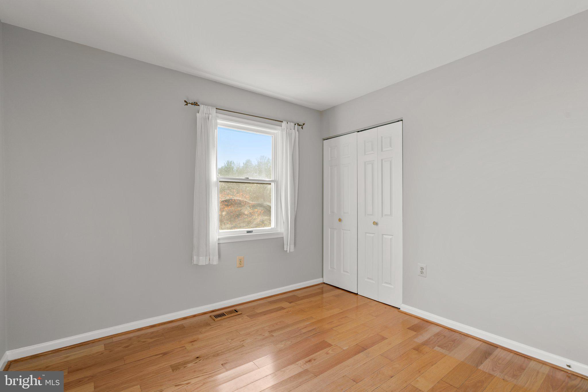 KALMIA FARMS - Residential