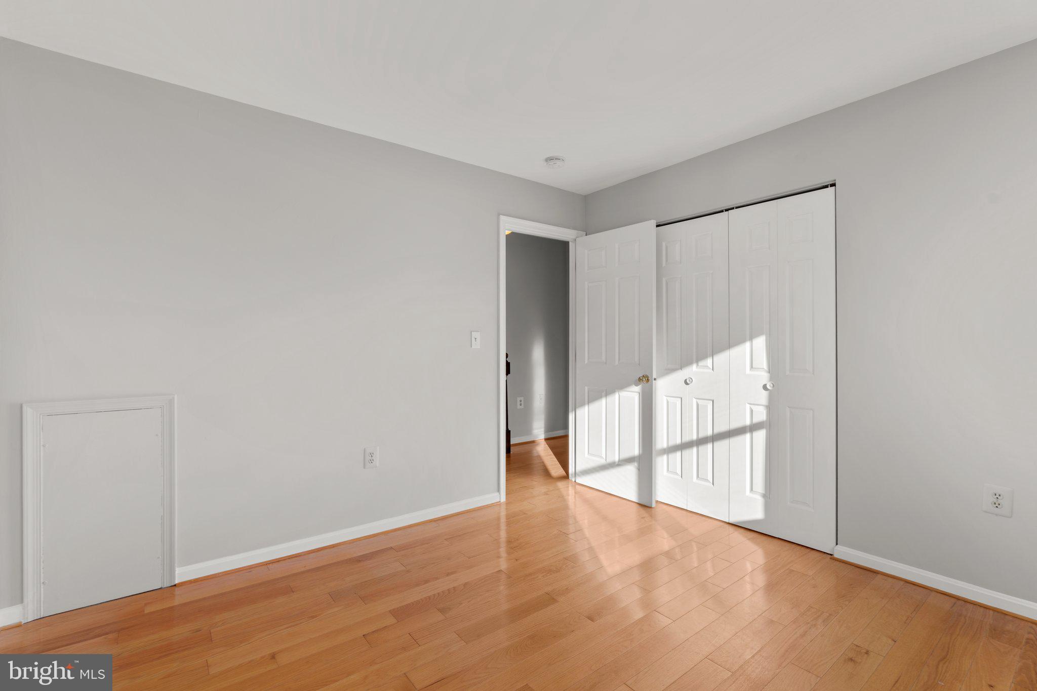 KALMIA FARMS - Residential