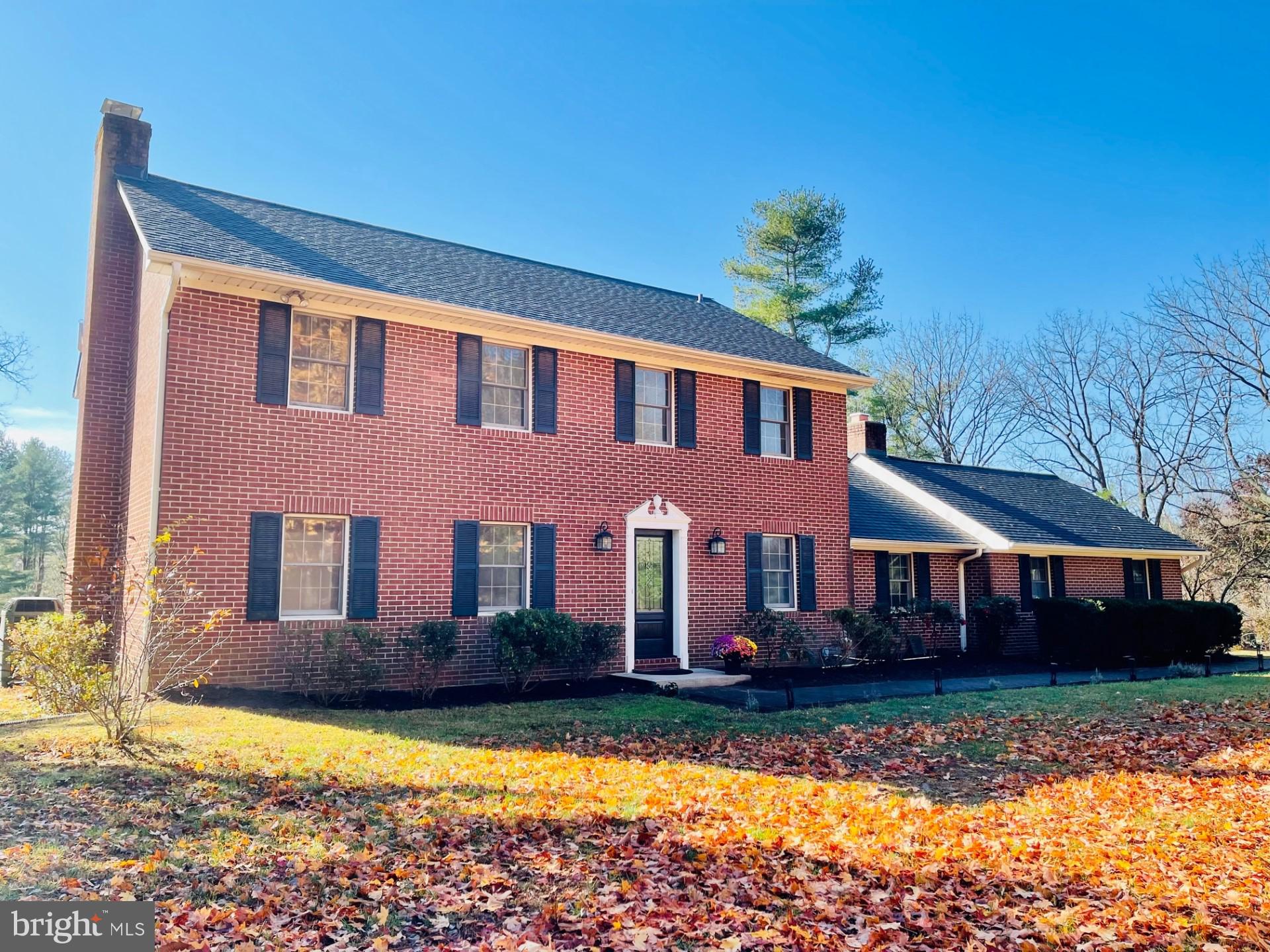 KALMIA FARMS - Residential