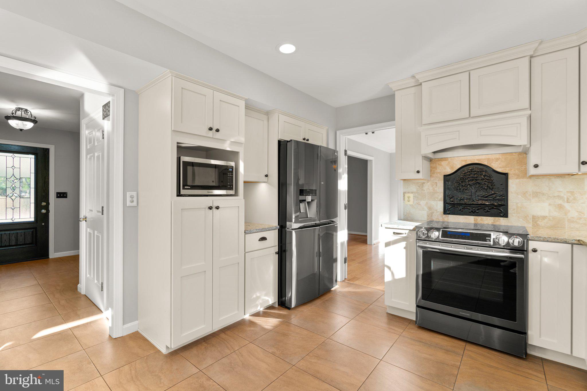 KALMIA FARMS - Residential