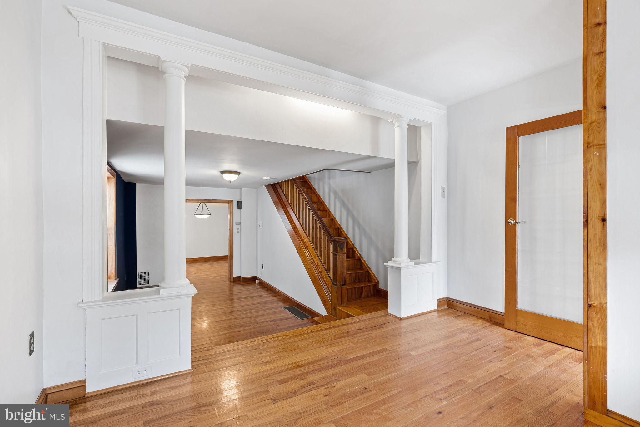 PORT RICHMOND - Residential