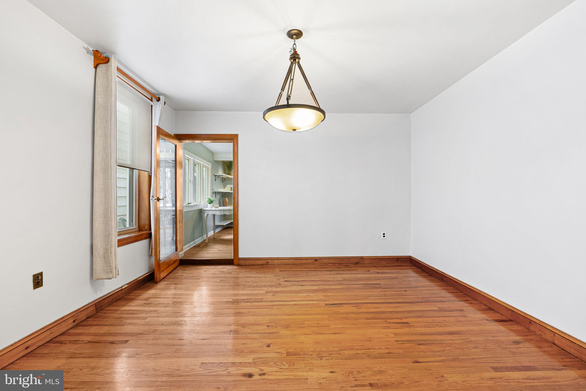 PORT RICHMOND - Residential