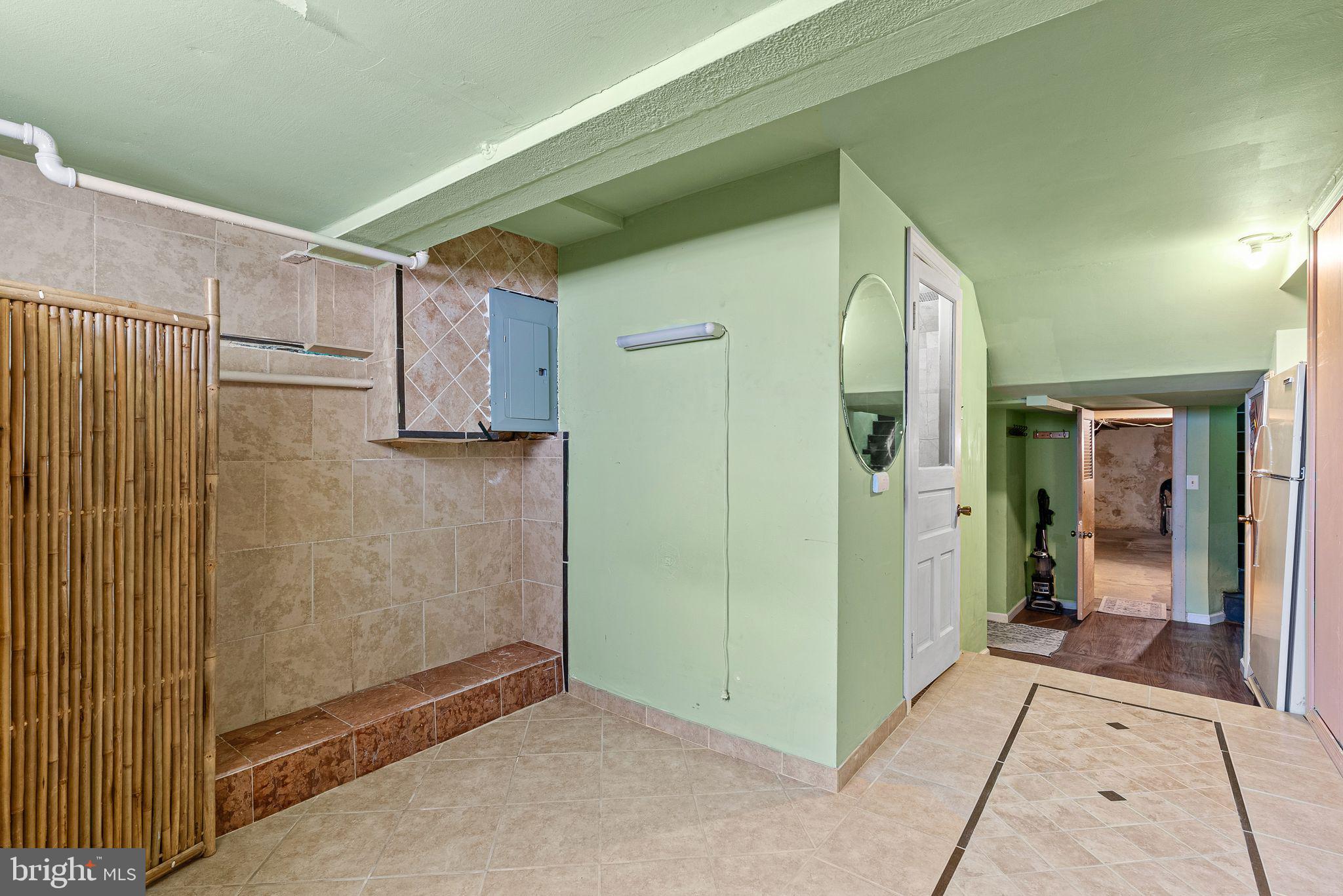 PORT RICHMOND - Residential