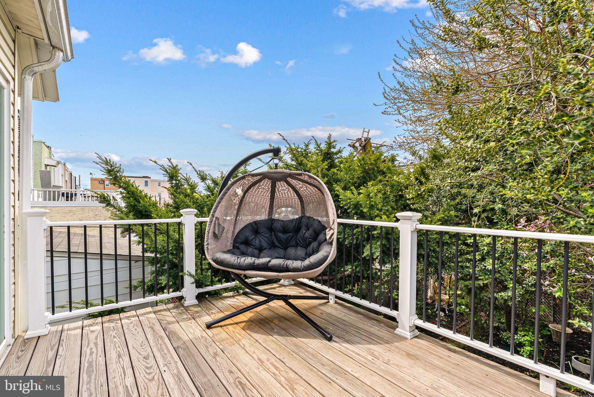 PORT RICHMOND - Residential