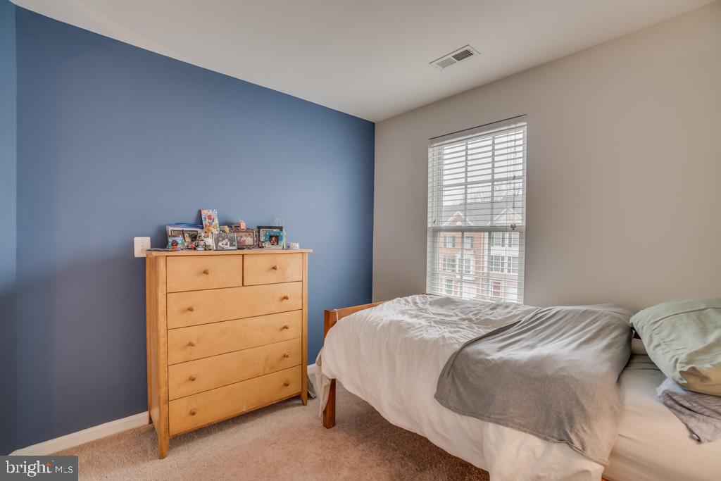 AZALEA WOODS - Residential