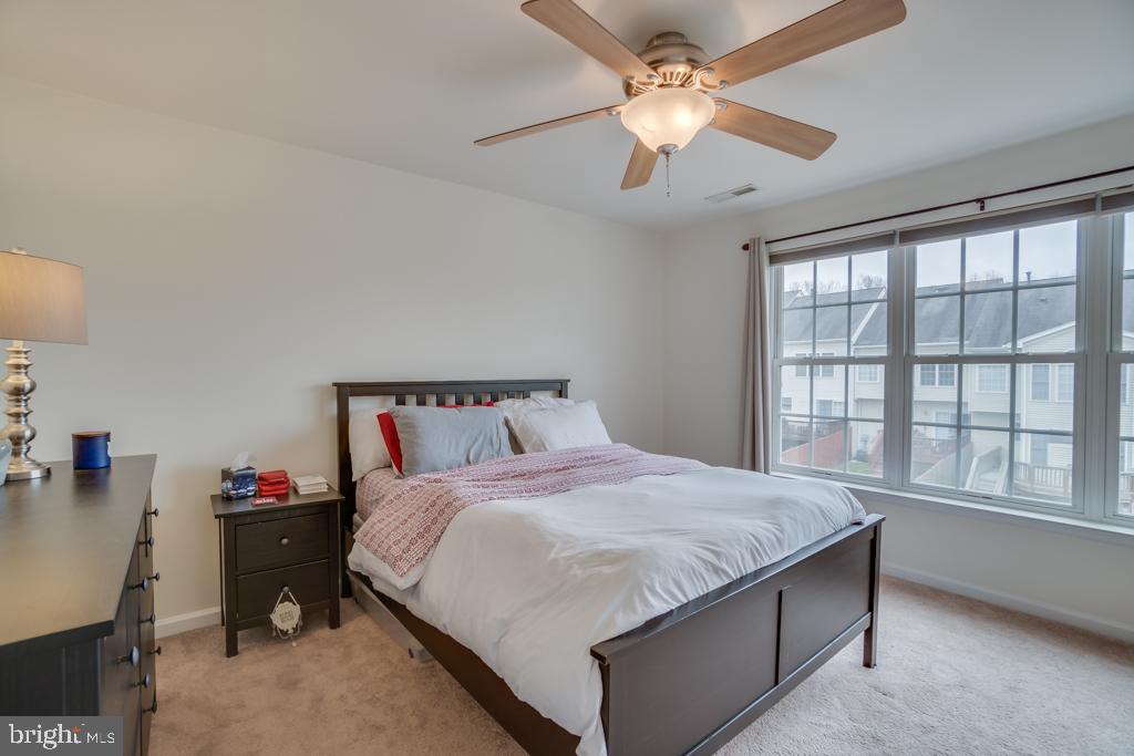 AZALEA WOODS - Residential