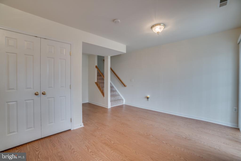 AZALEA WOODS - Residential