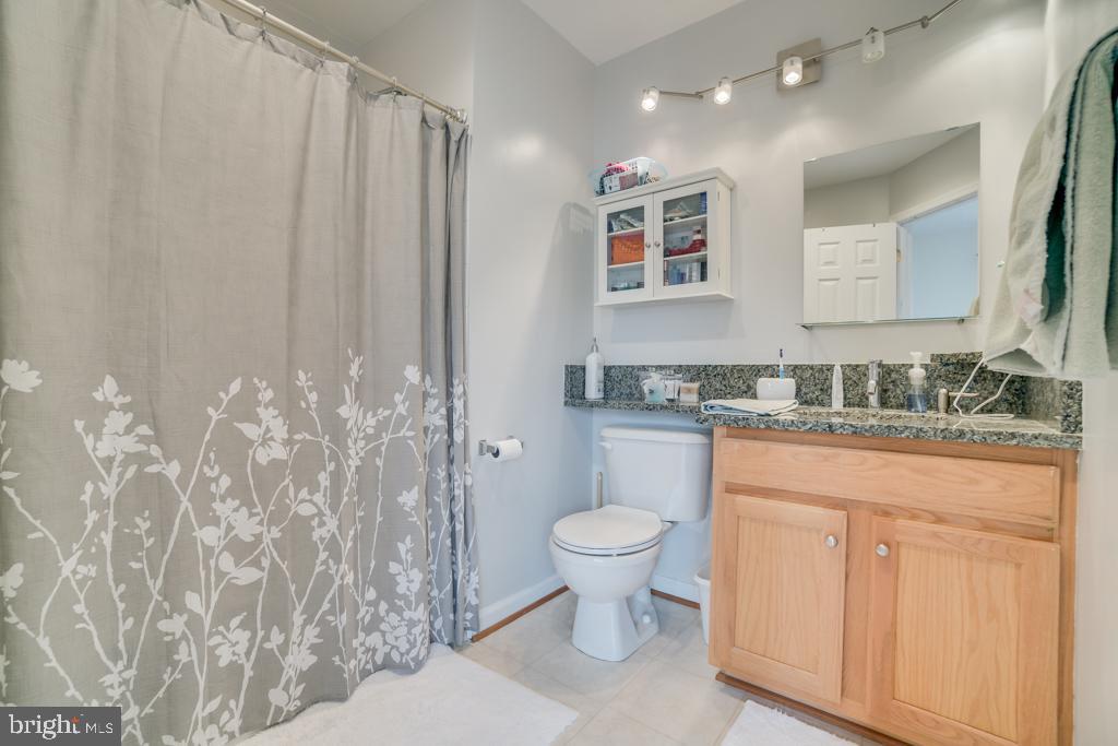 AZALEA WOODS - Residential