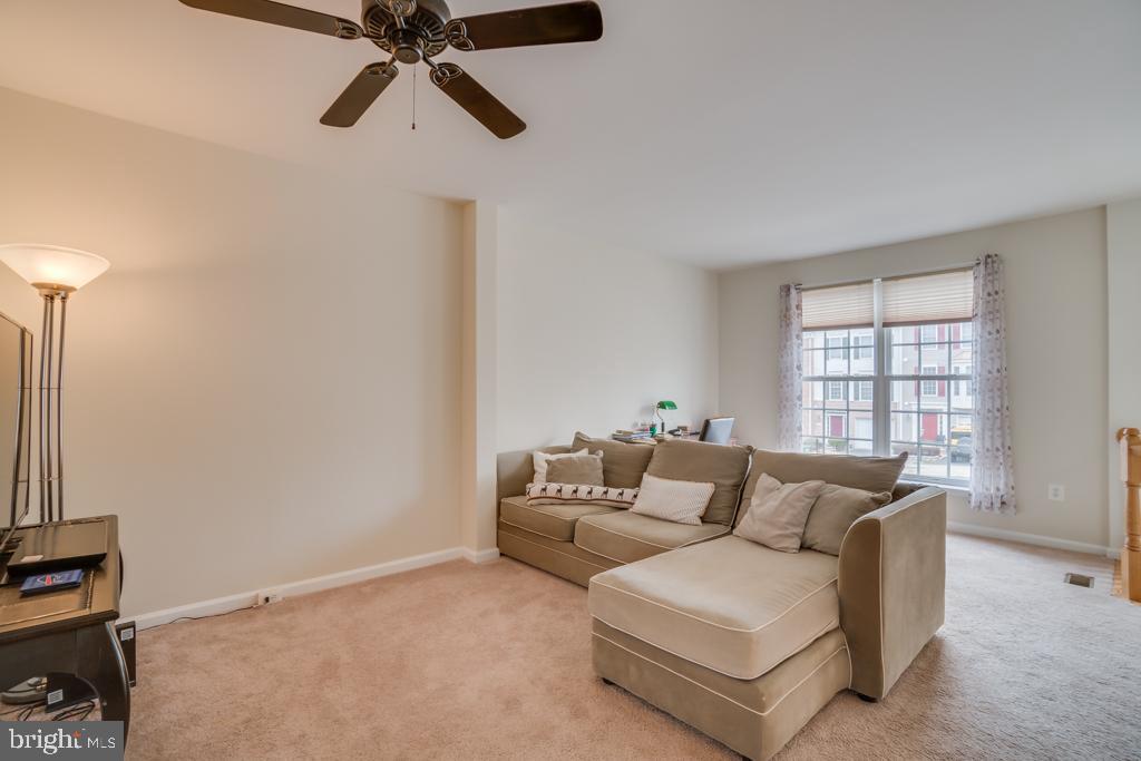 AZALEA WOODS - Residential