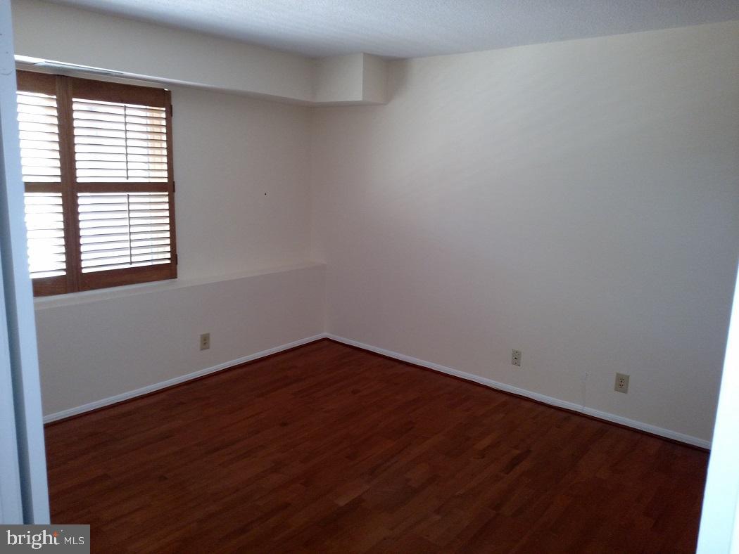 ROTONDA - Residential Lease