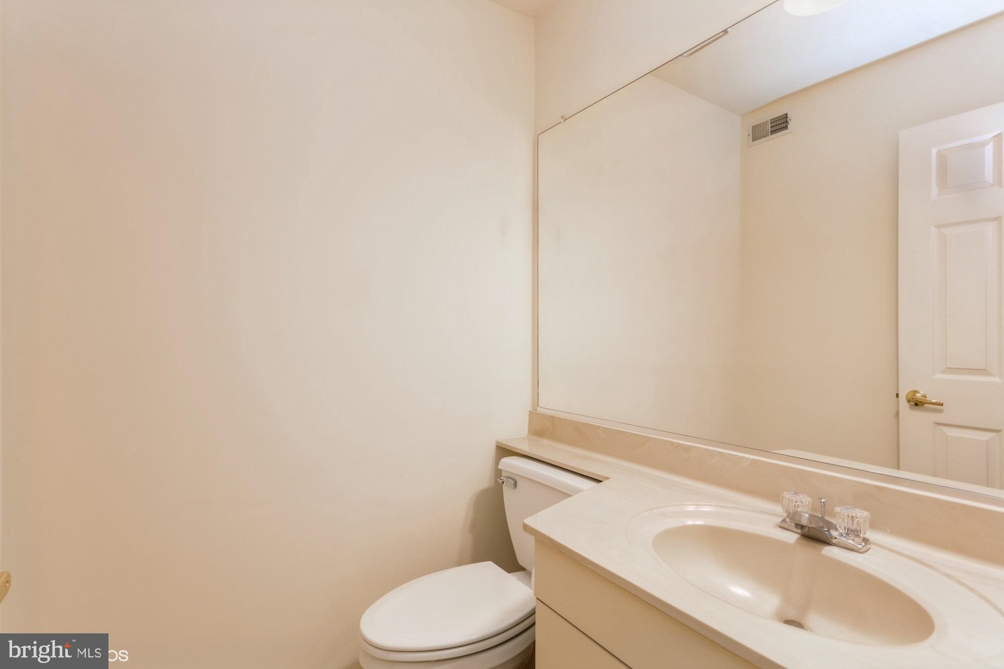 COLLEGE HILLS - Residential