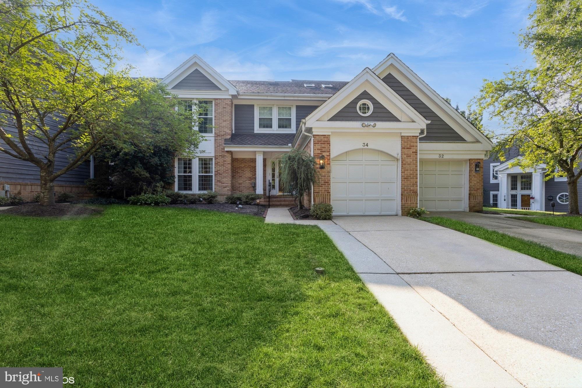 COLLEGE HILLS - Residential