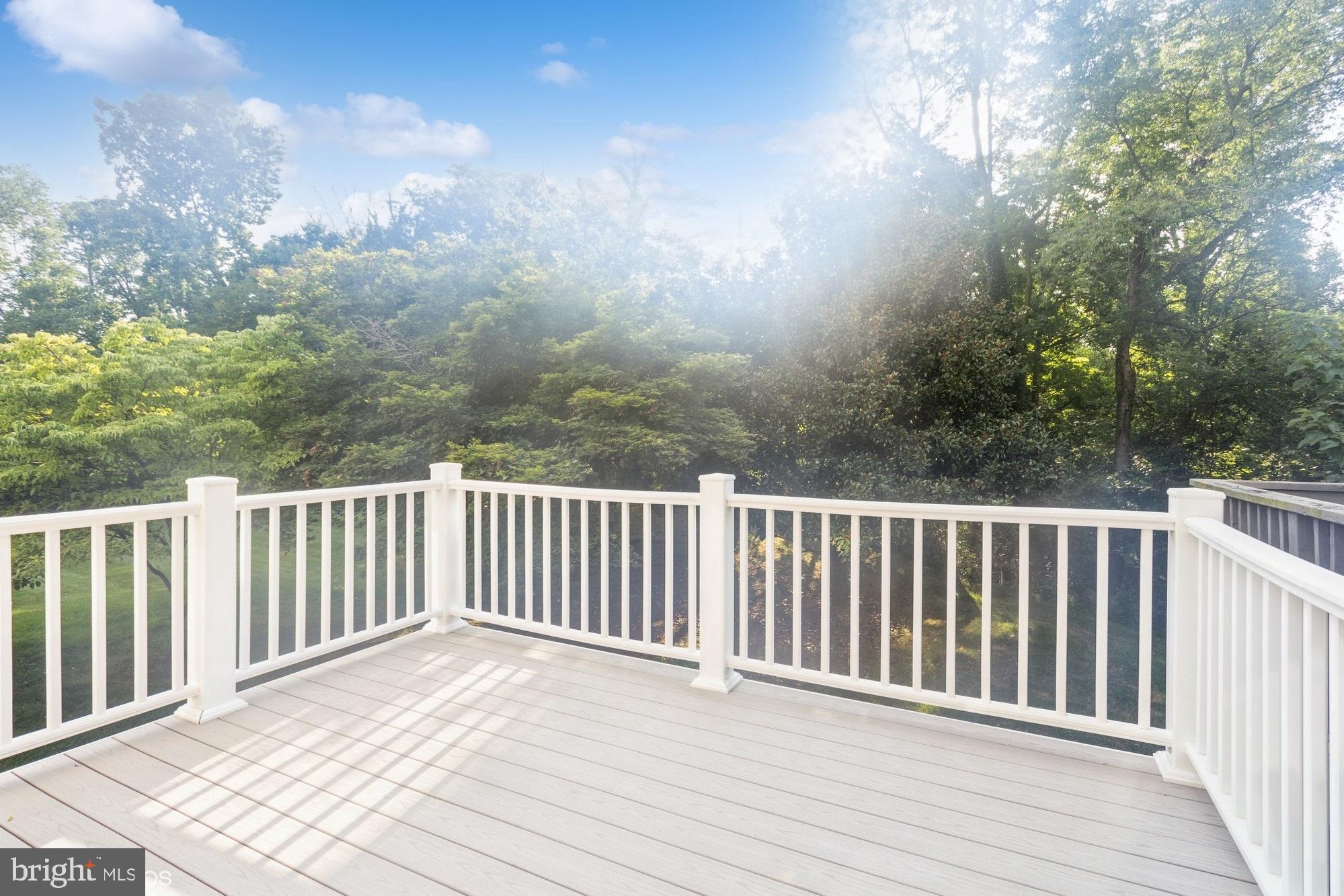 COLLEGE HILLS - Residential