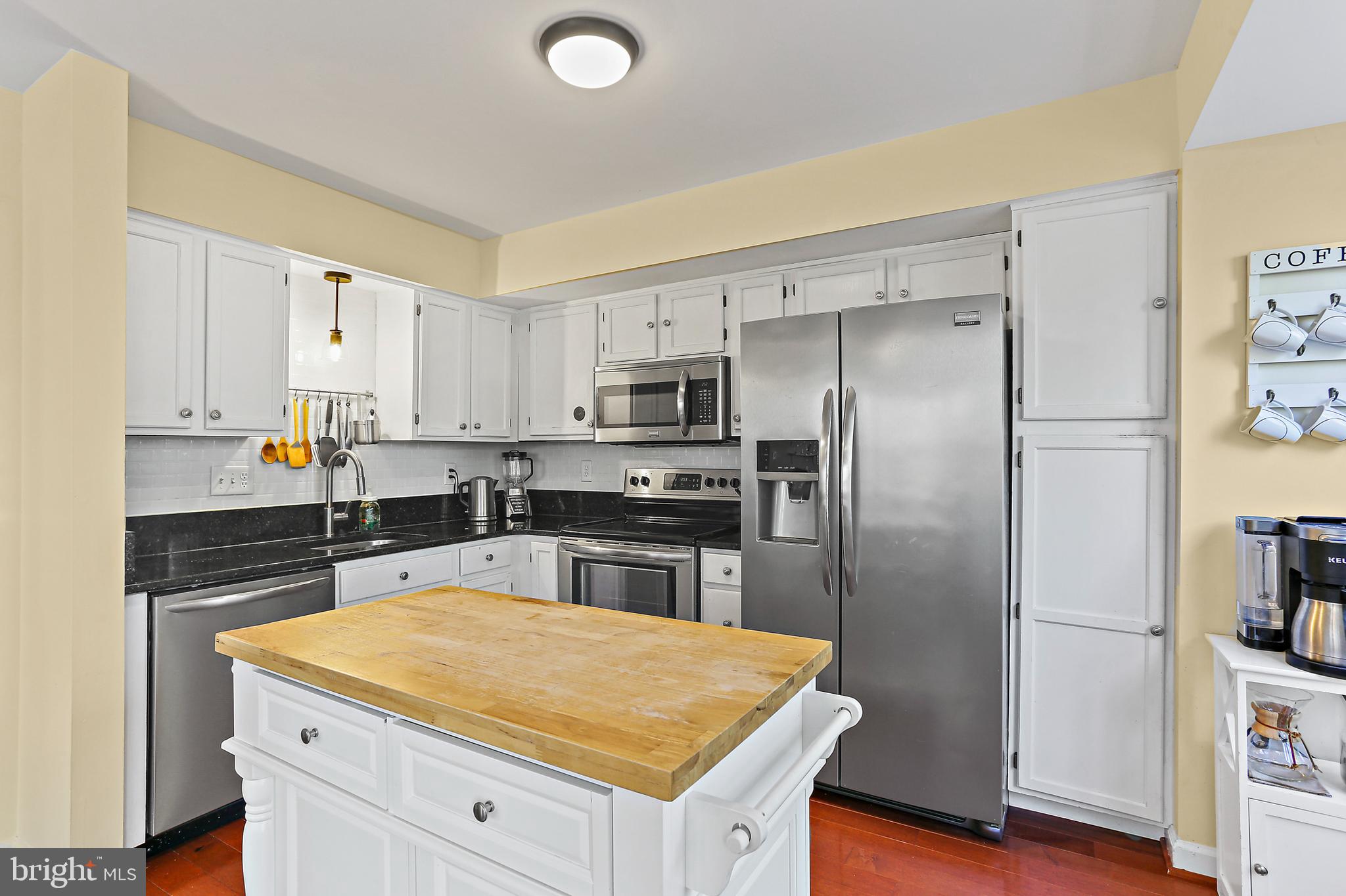 SPRING RIDGE - Residential