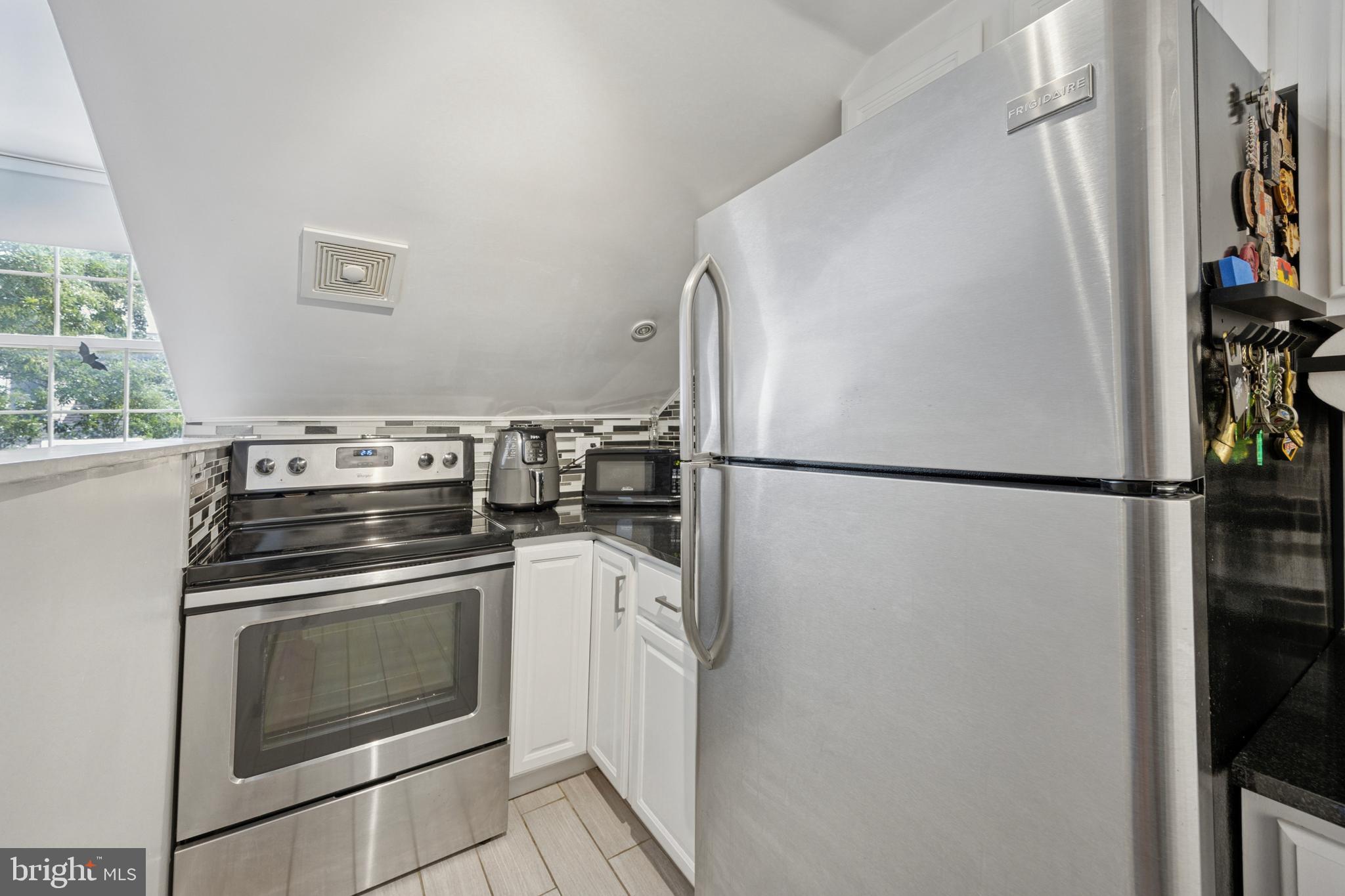 WASHINGTON SQ WEST - Residential