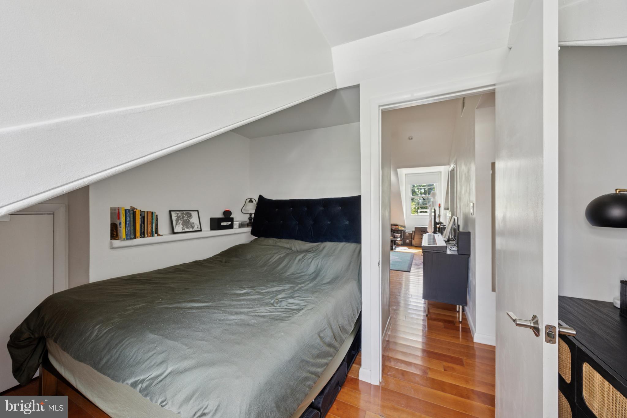 WASHINGTON SQ WEST - Residential