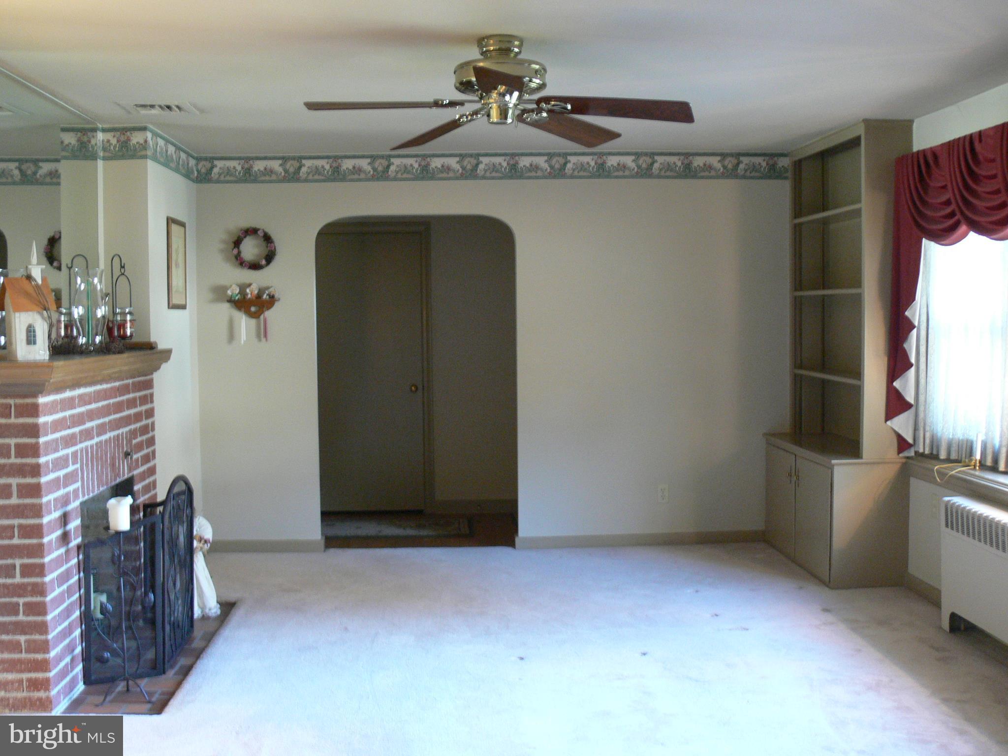 WILSHIRE HILLS - Residential