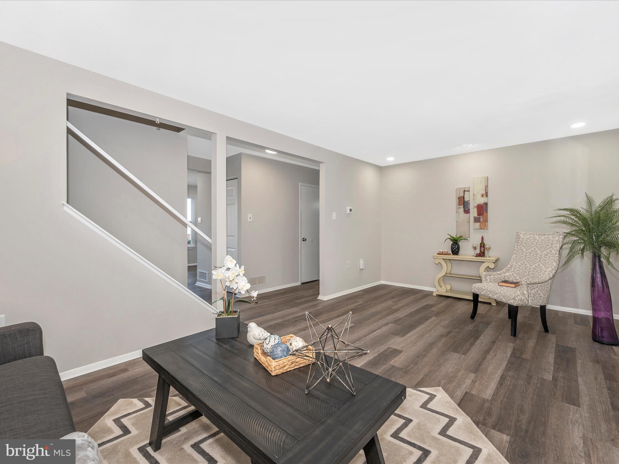 ROSEDALE - Residential