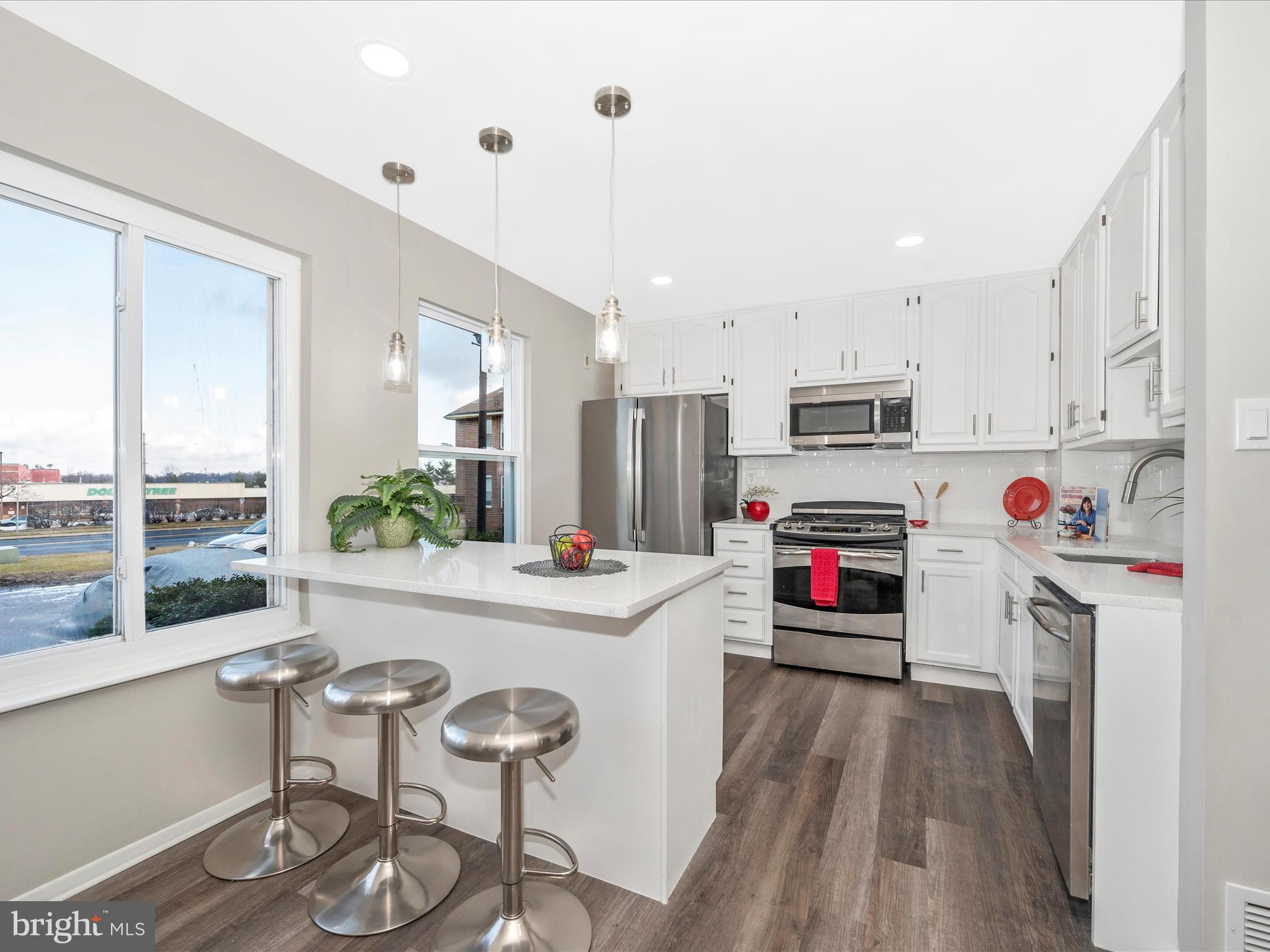 ROSEDALE - Residential