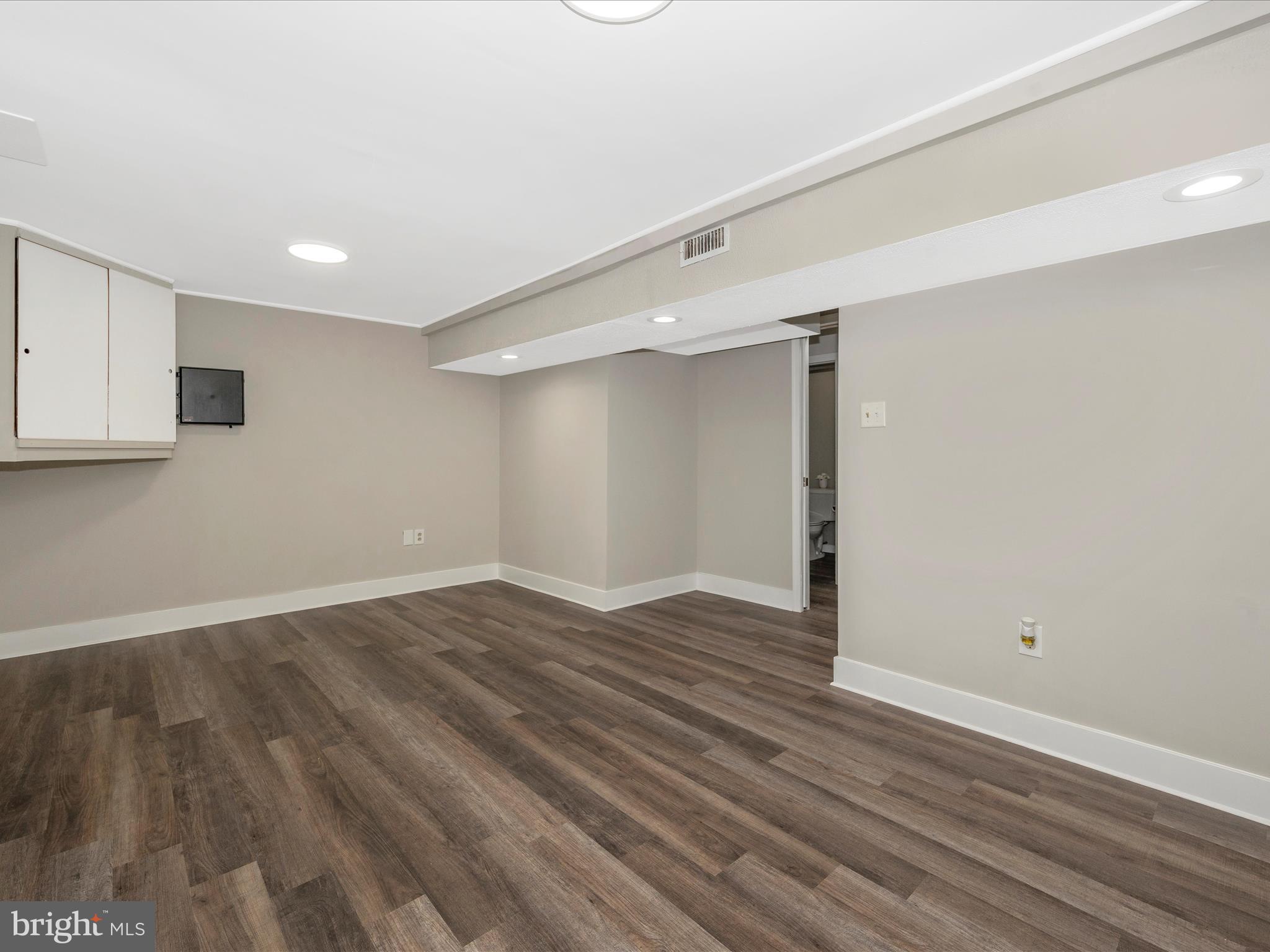 ROSEDALE - Residential