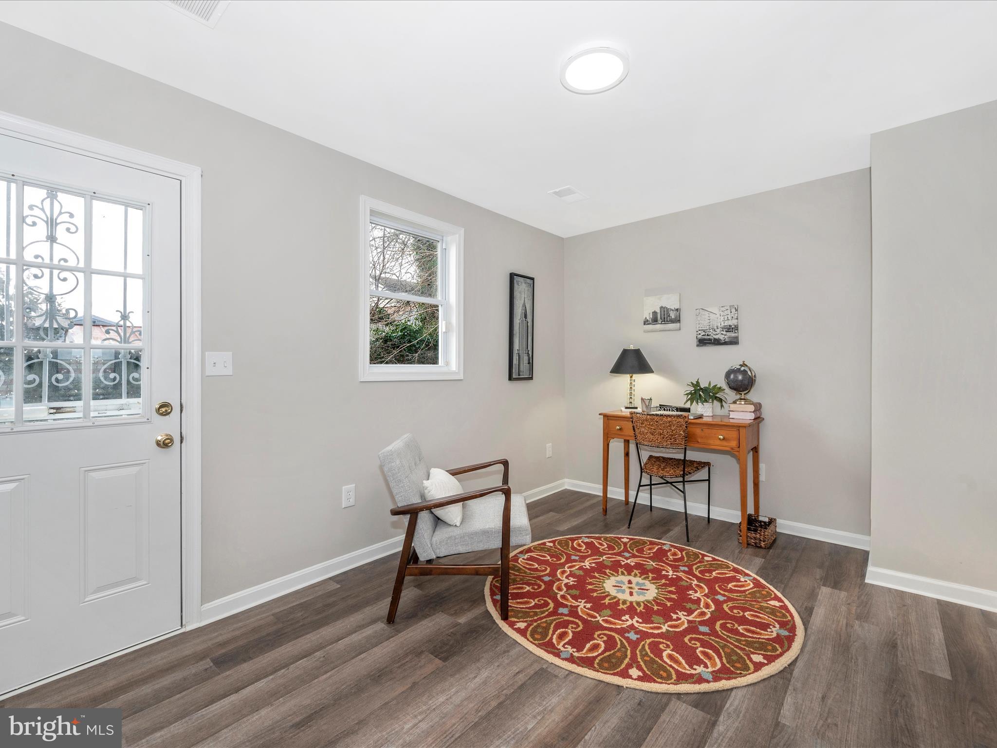 ROSEDALE - Residential