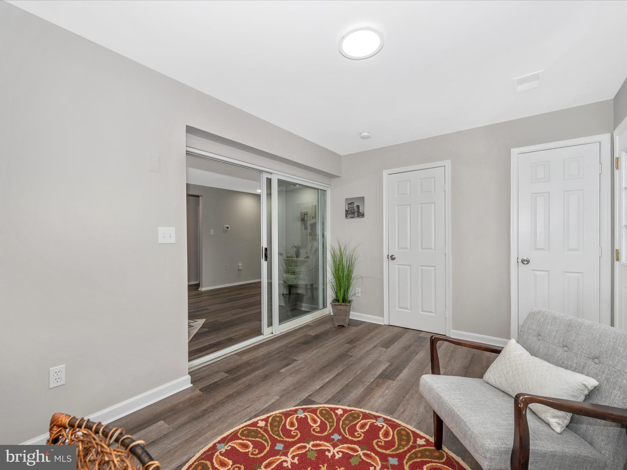 ROSEDALE - Residential