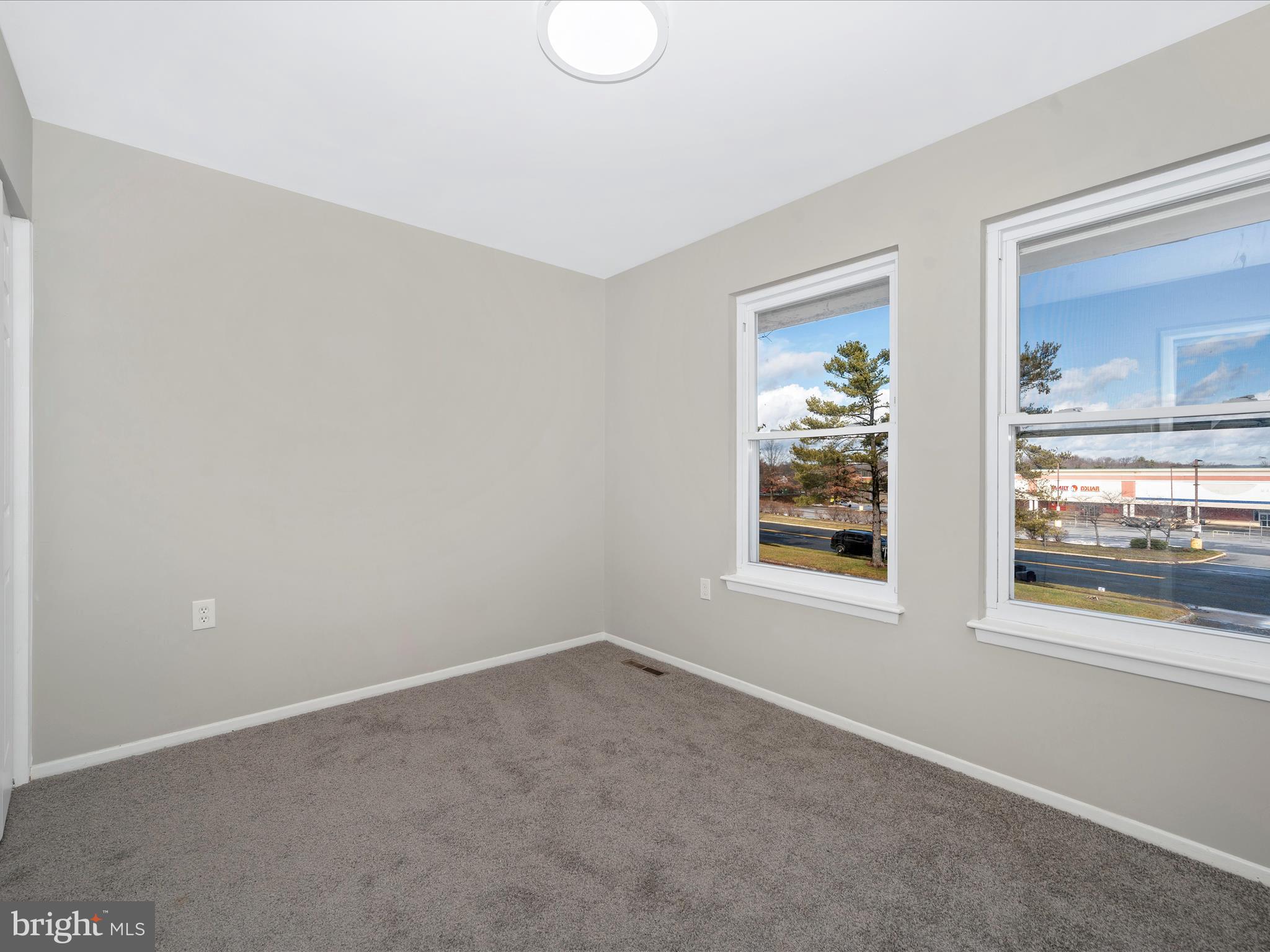 ROSEDALE - Residential