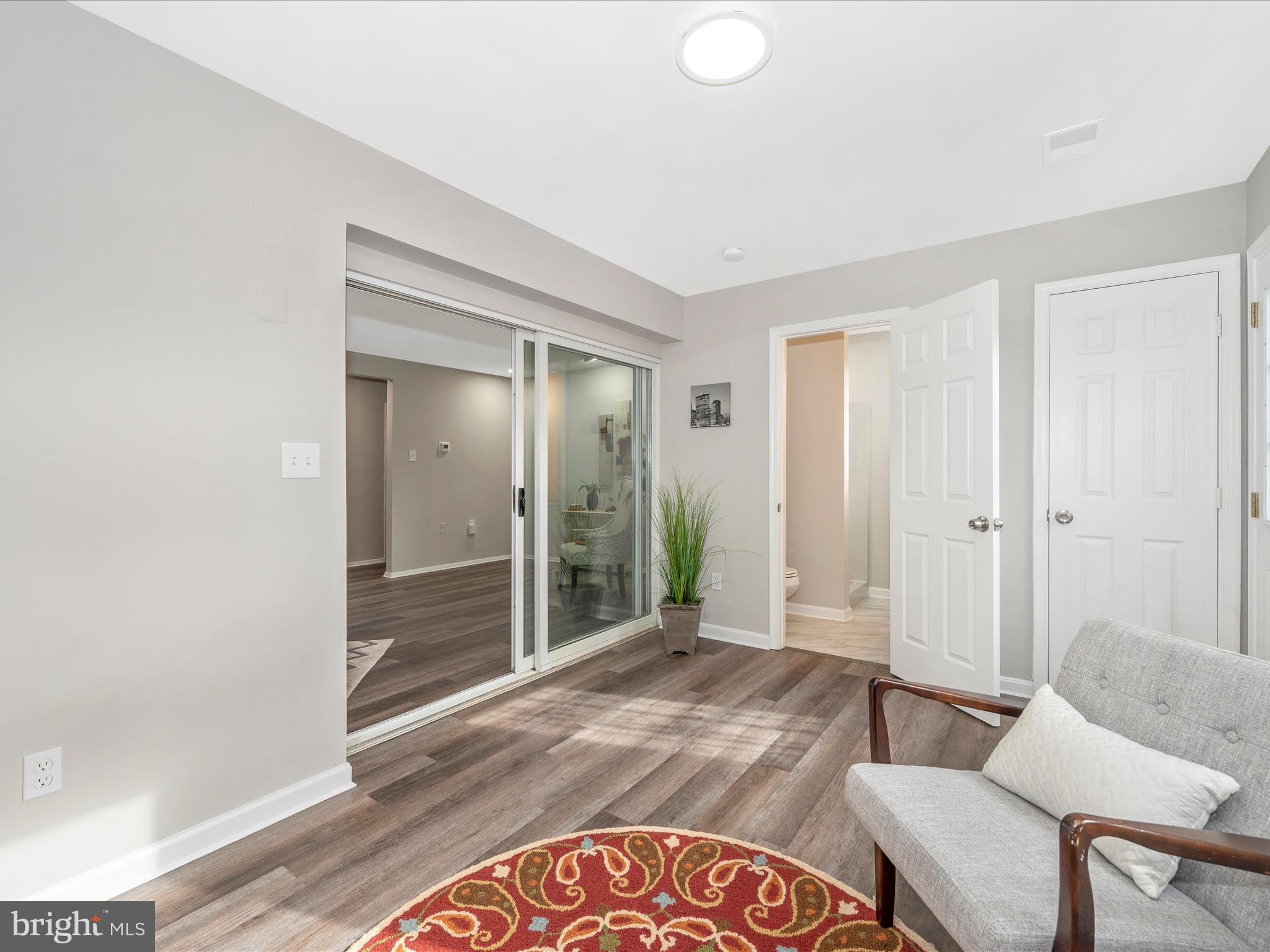 ROSEDALE - Residential