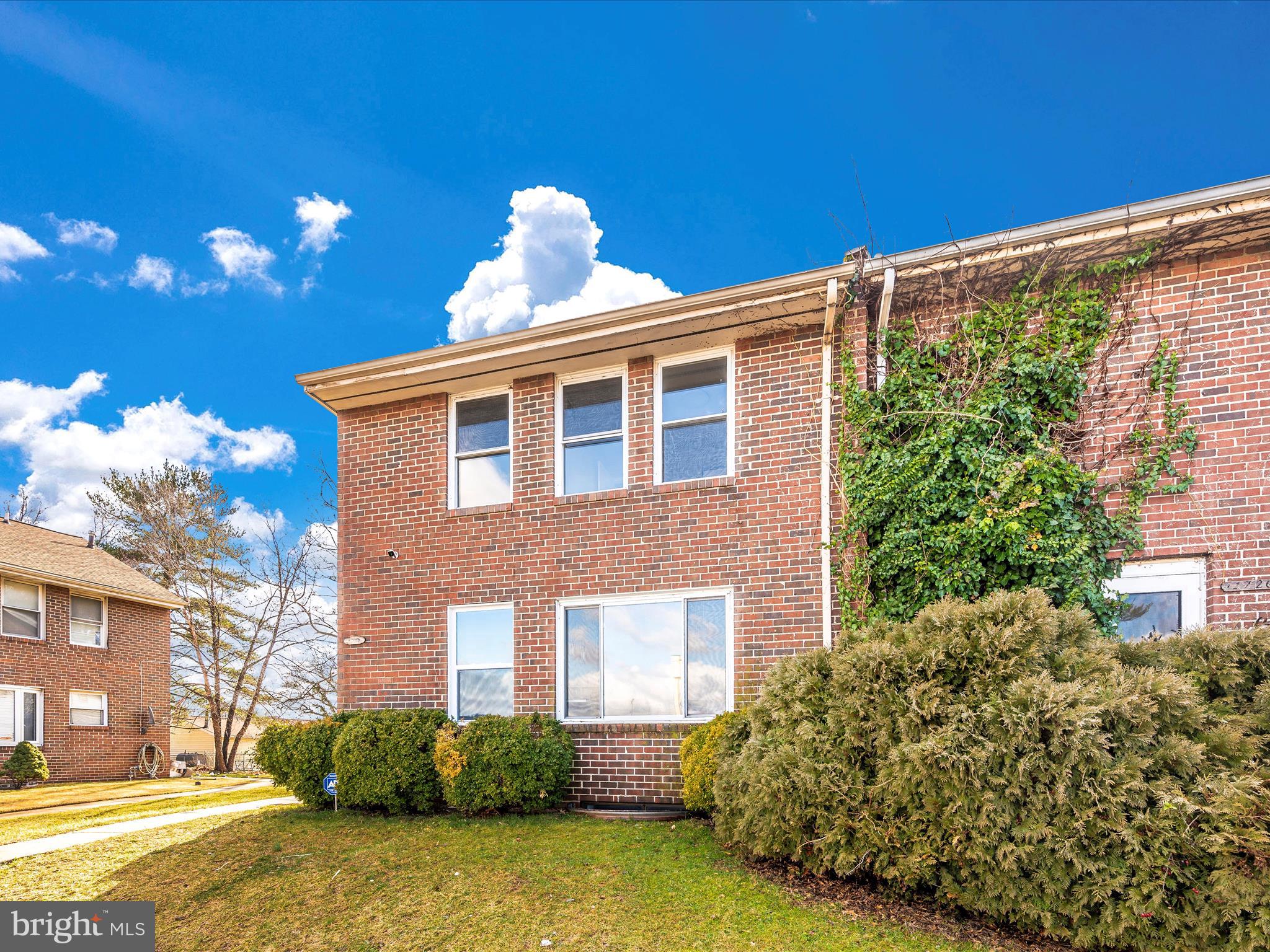 ROSEDALE - Residential