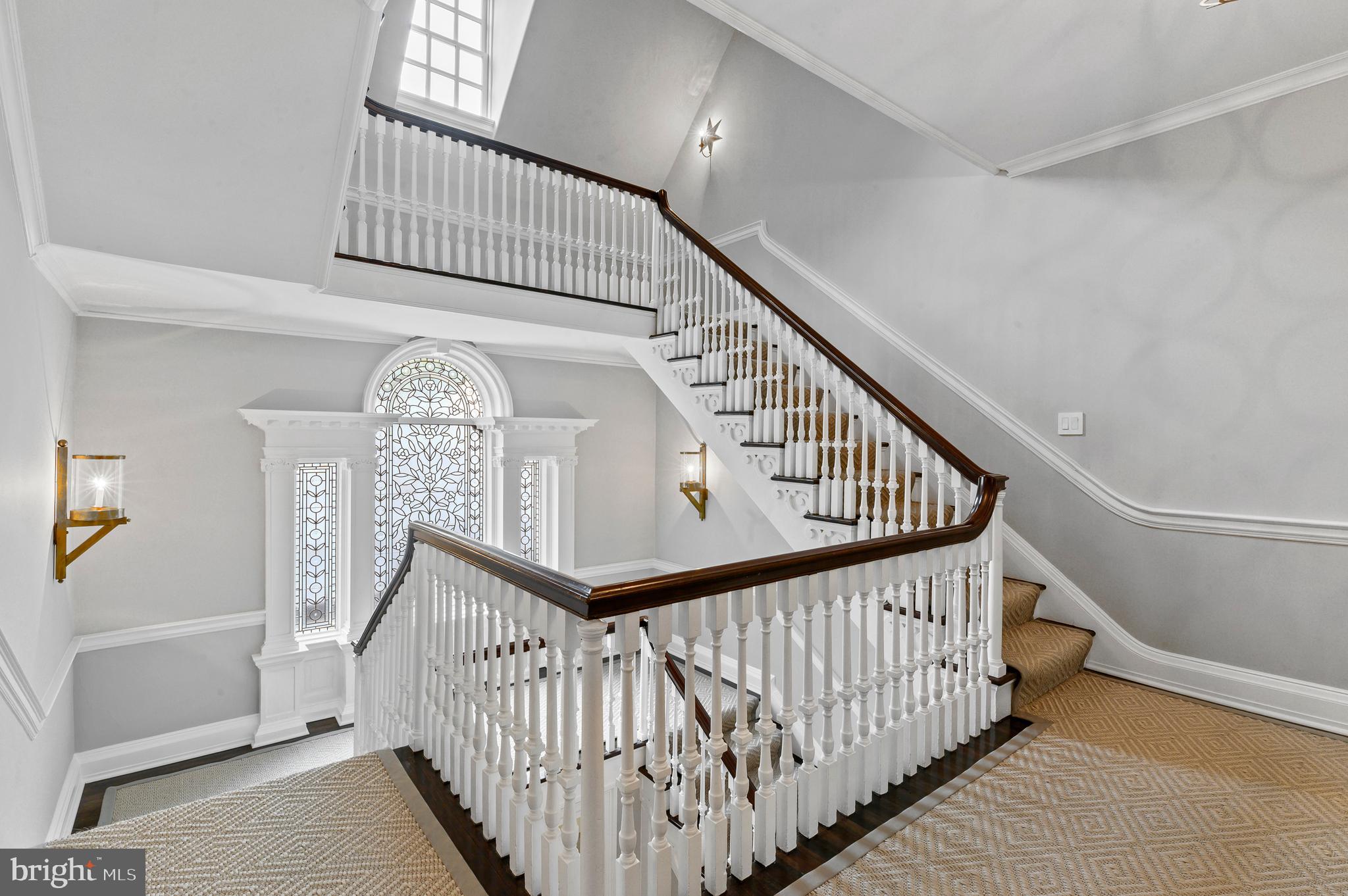 SPRING MILL ESTATE - Residential