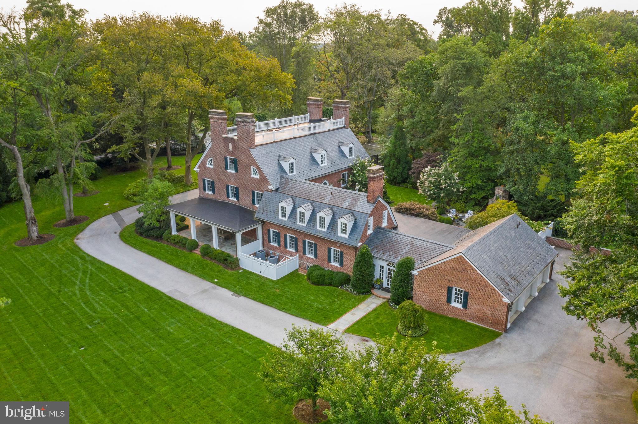 SPRING MILL ESTATE - Residential