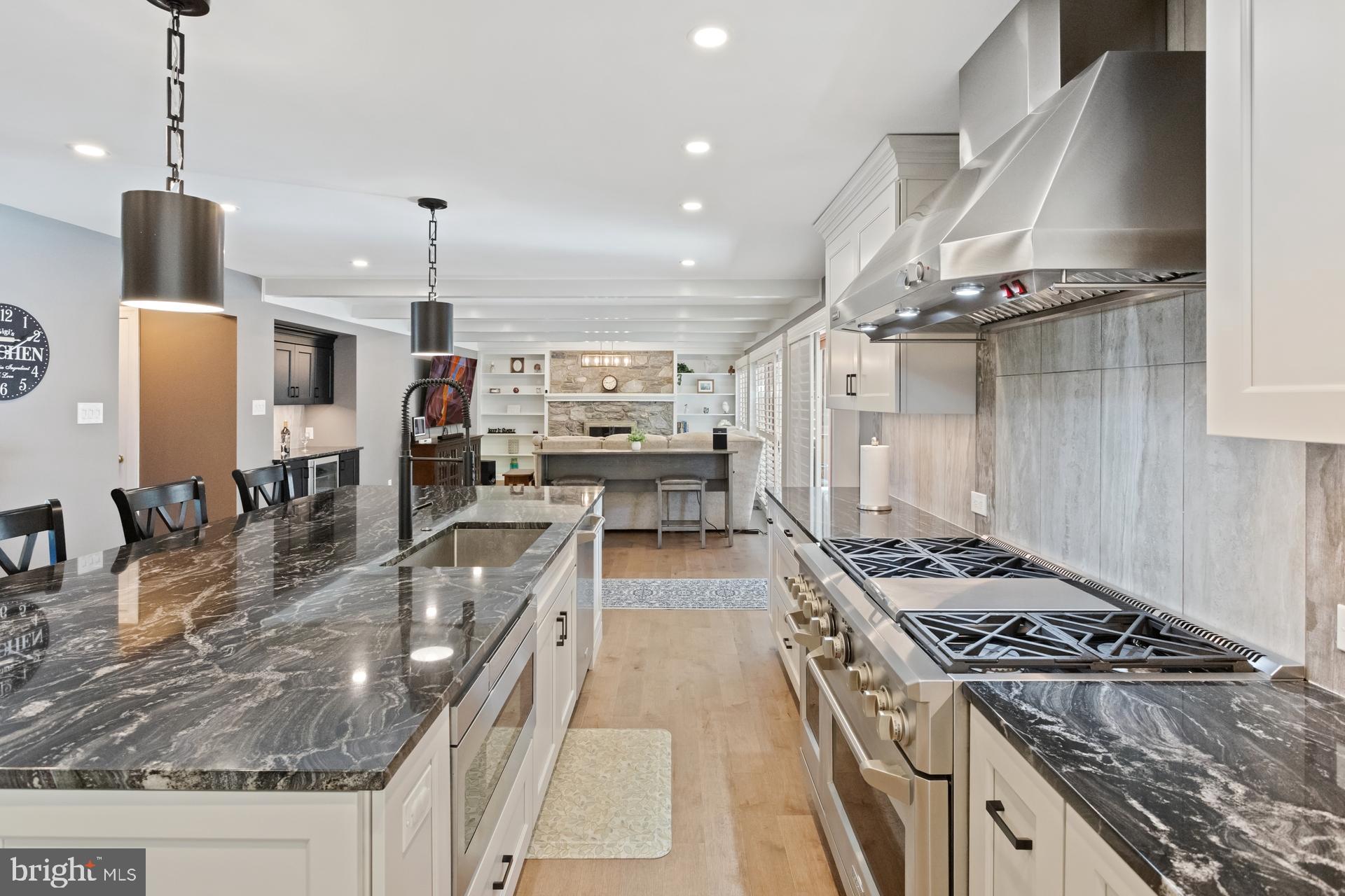 HIGHSPIRE - Residential